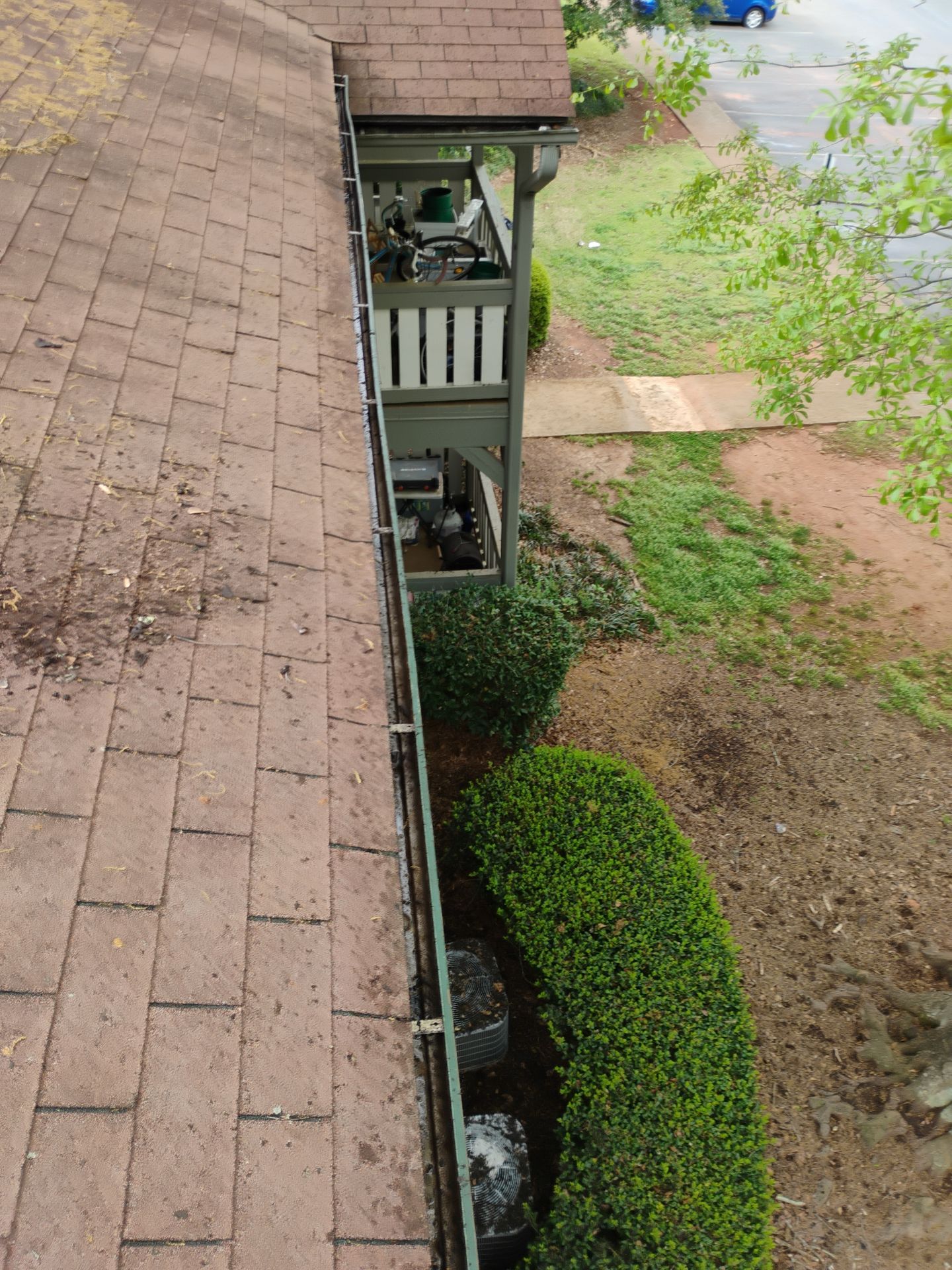 Commercial gutter cleaning Athens, GA after photo with clean gutters