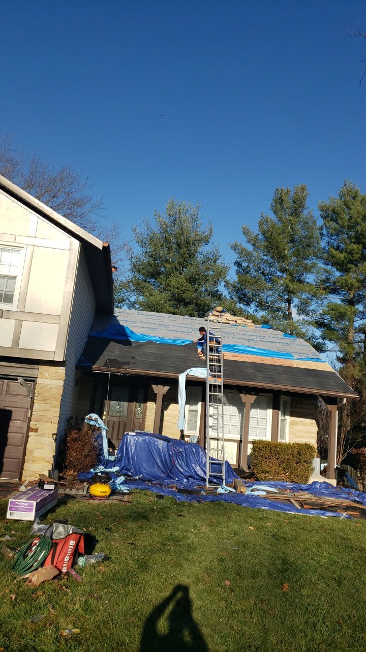 Springfield: CertainTeed Landmark Designer Shingles in Burnt Sienna by RM Banning, Inc.