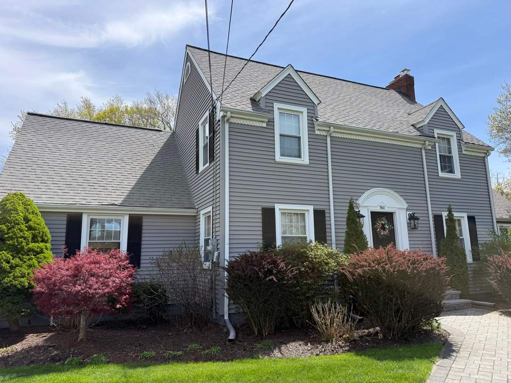 DiGIorgi ROofing & Siding INC new roof in Meriden, CT by DiGiorgi Roofing and Siding Inc