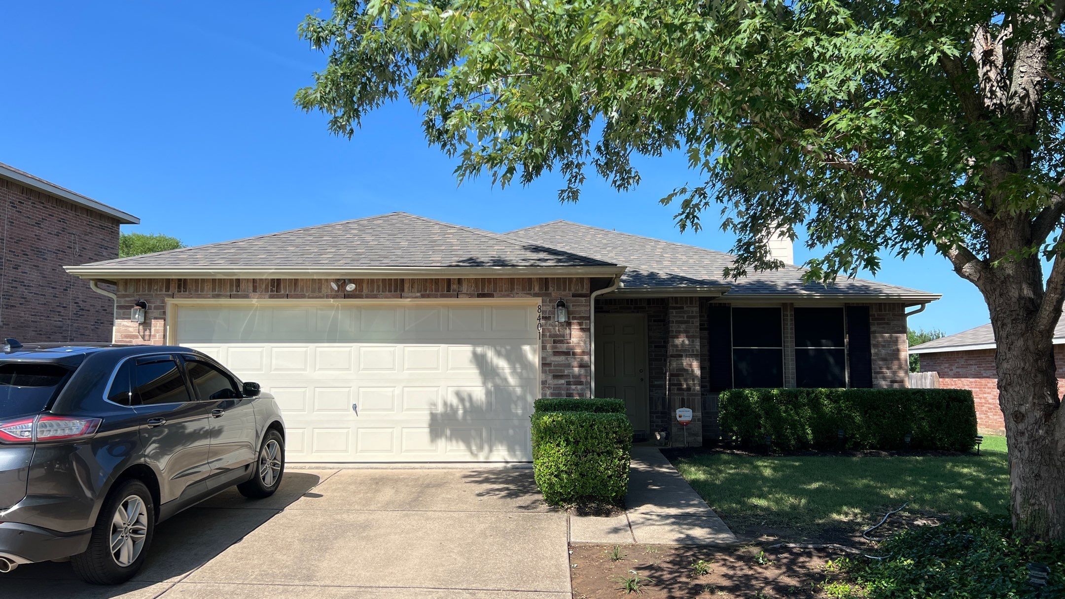 Residential Roofing Installation using ATLAS Pinnacle Pristine Shingles by Harvey Roofing & Construction