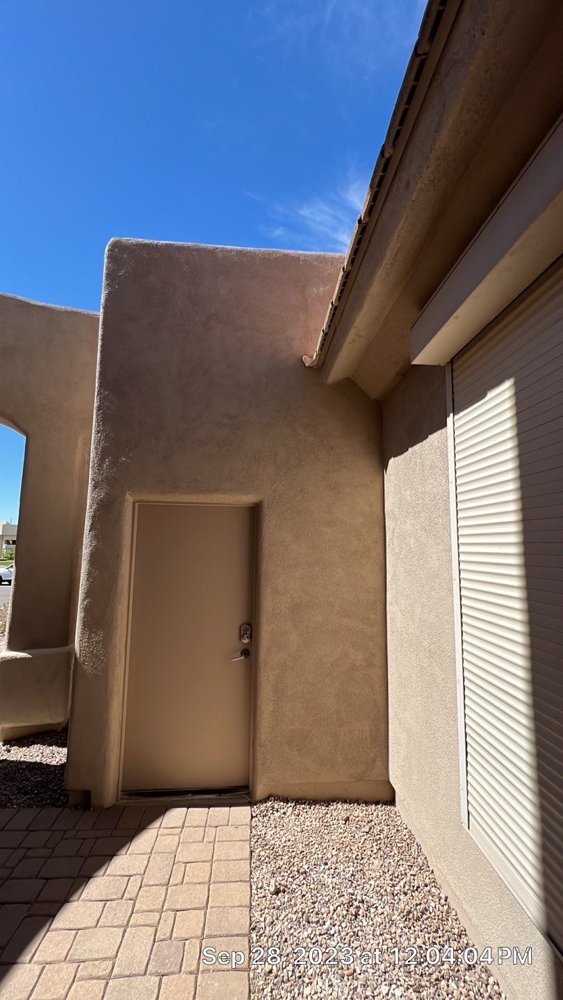 Exterior Painting using Dunn-Edwards EVERSHIELD®  by Crash of Rhinos Painting & Garage Floors