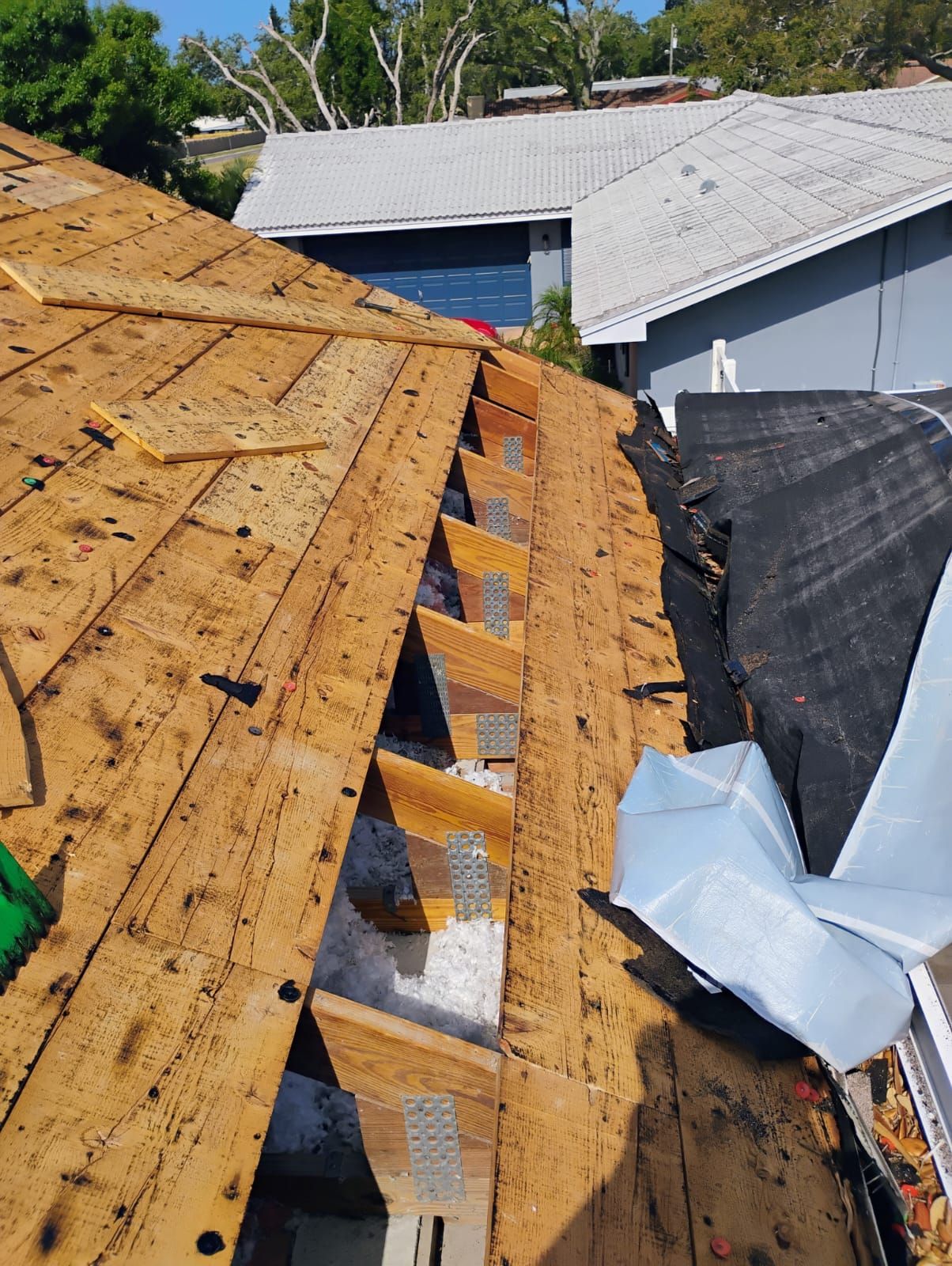 Project in Largo 33774 by Mitchell Roofing Company LLC 