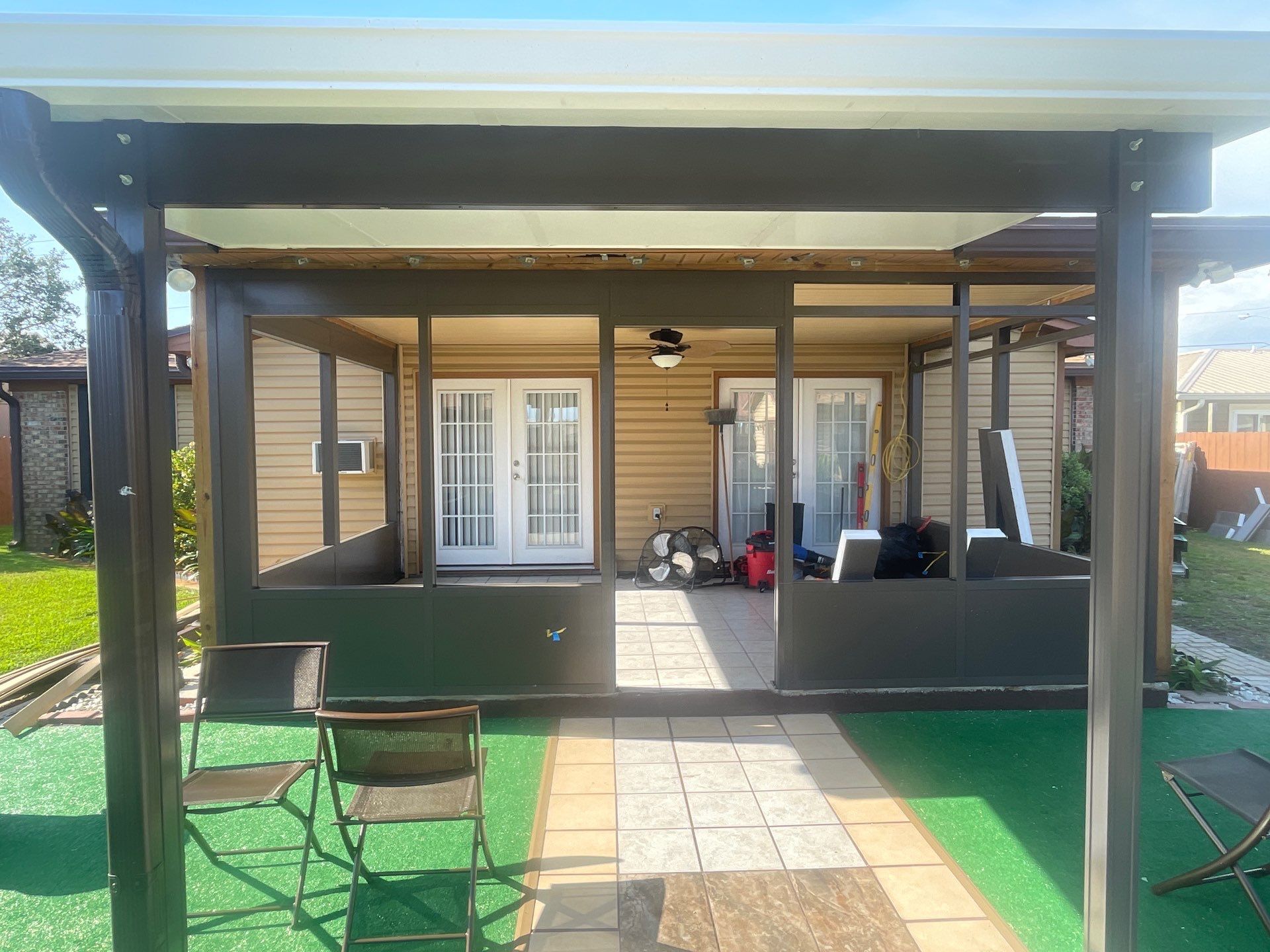 Glass Room using Colorbeam by Titan Sunrooms