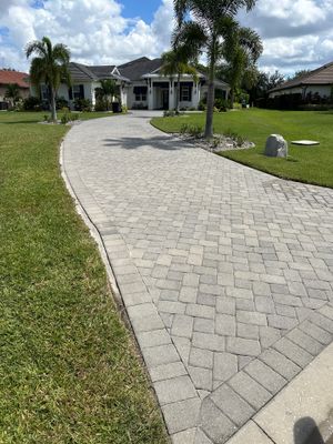 Driveway and Pool Deck Cleaning in Bradenton, FL | Winding River Community