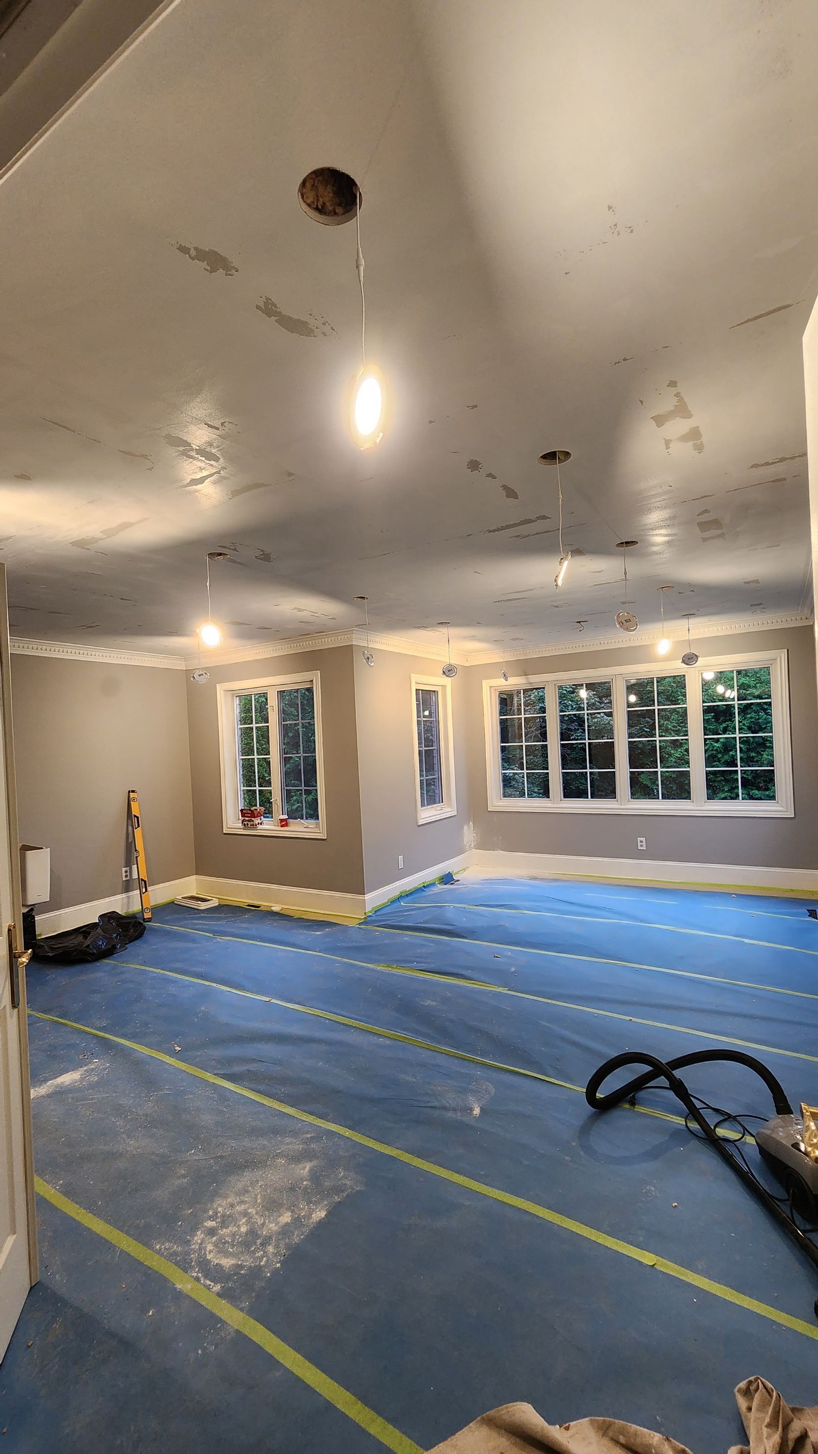 Project in Newmarket ( Full House, Stucco Ceilings) by GTA HOME PAINTING
