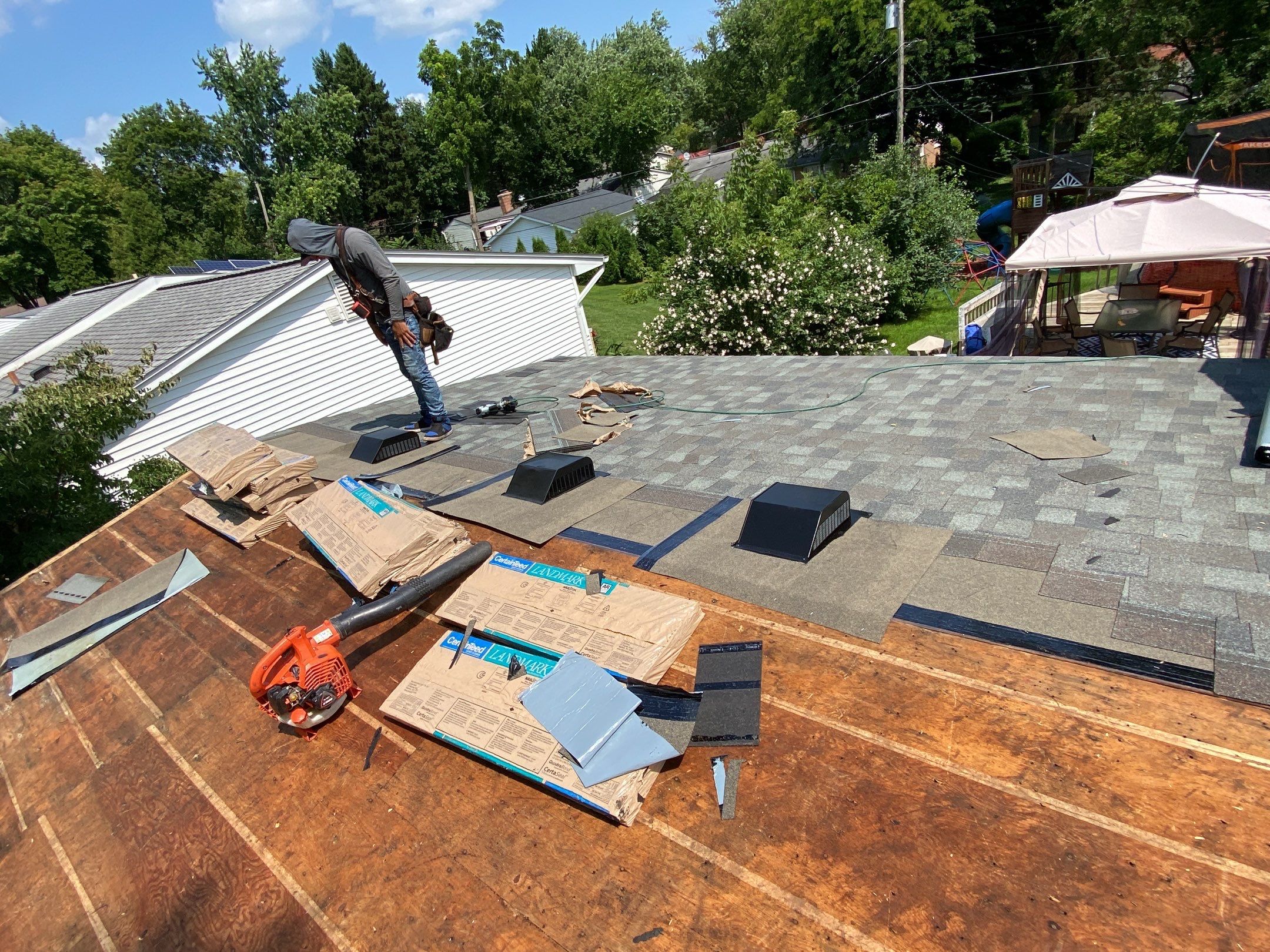 Roof Replacement using CertainTeed Landmark by 180 Contractors