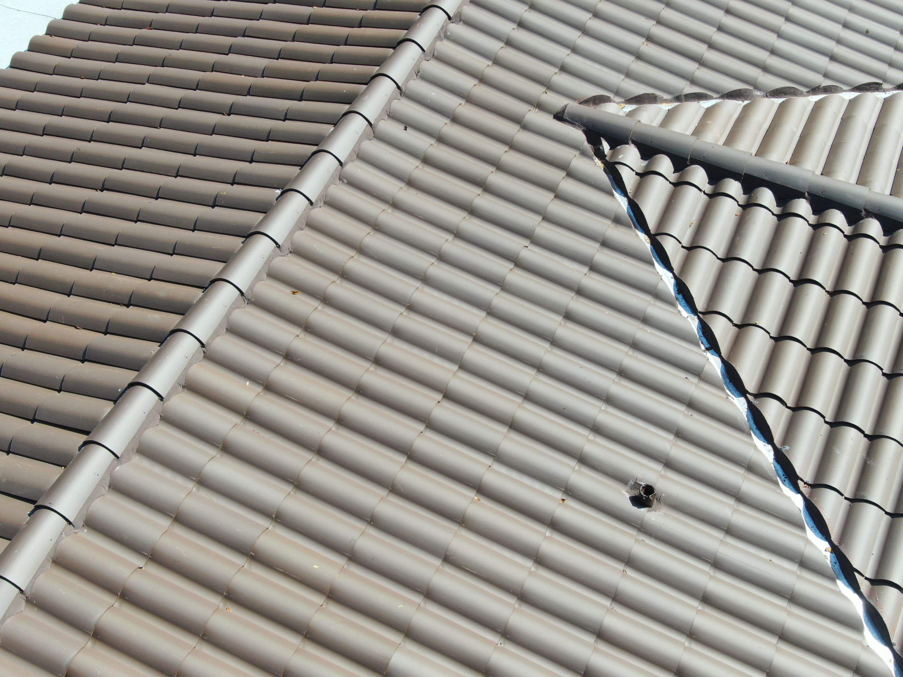 Verea Spanish S - Graphite Color by Istueta Roofing
