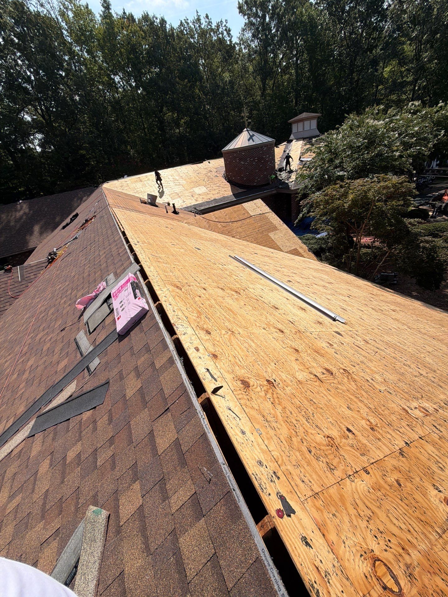 Comprehensive Asphalt Shingle Roof Replacement in Mathews, Virginia by Cade Construction