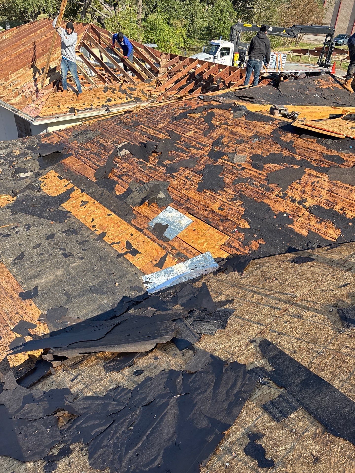 Roof Replacement Missouri by Roof Repair Services LLC