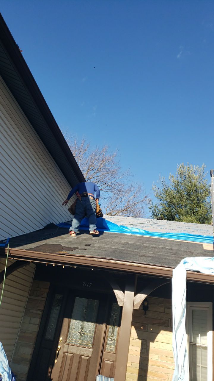 Springfield: CertainTeed Landmark Designer Shingles in Burnt Sienna by RM Banning, Inc.