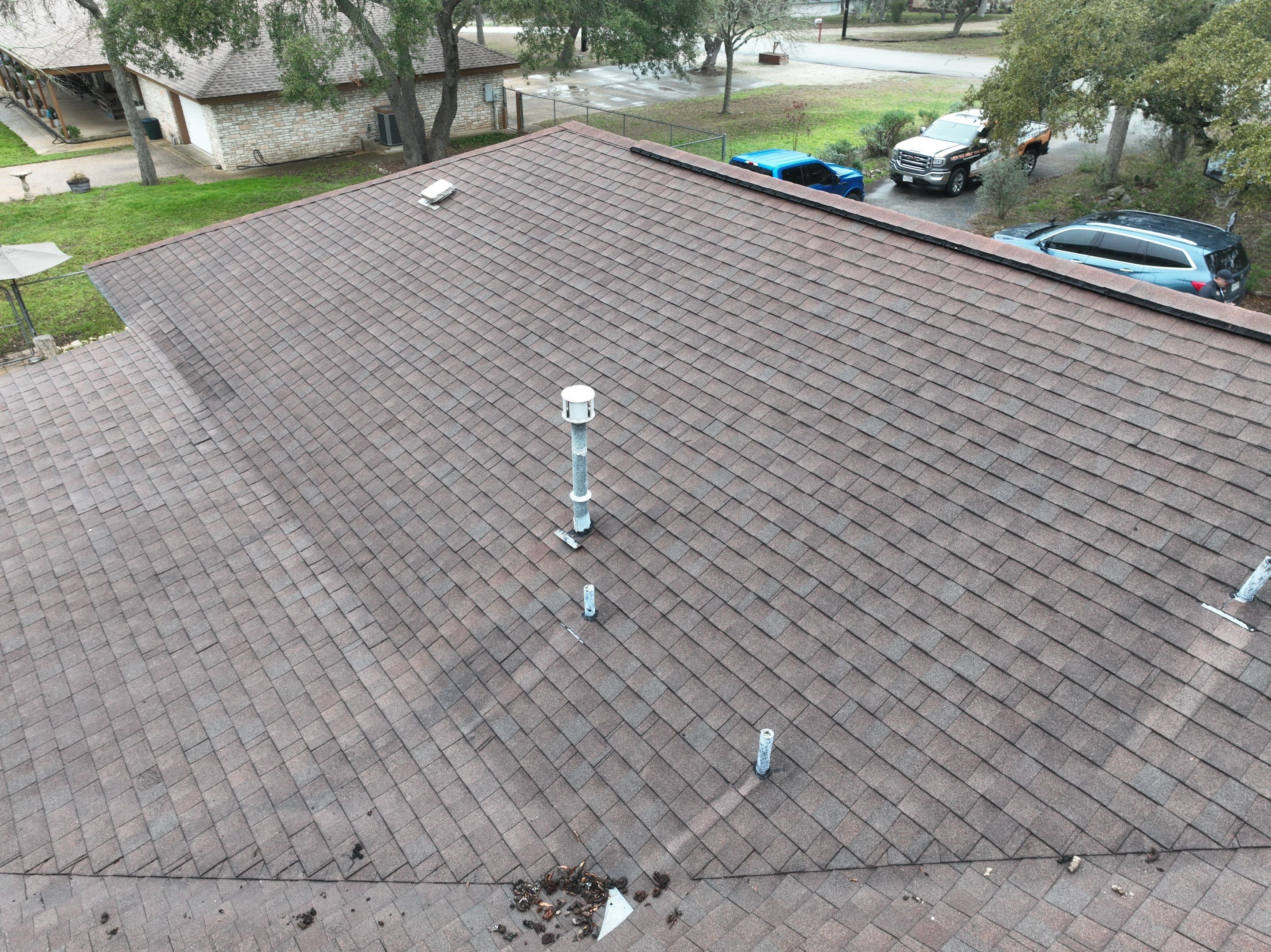 Residential Roofing Installation using Owens Corning 30 year Architectural Shingles by Premier Roofing and Contracting