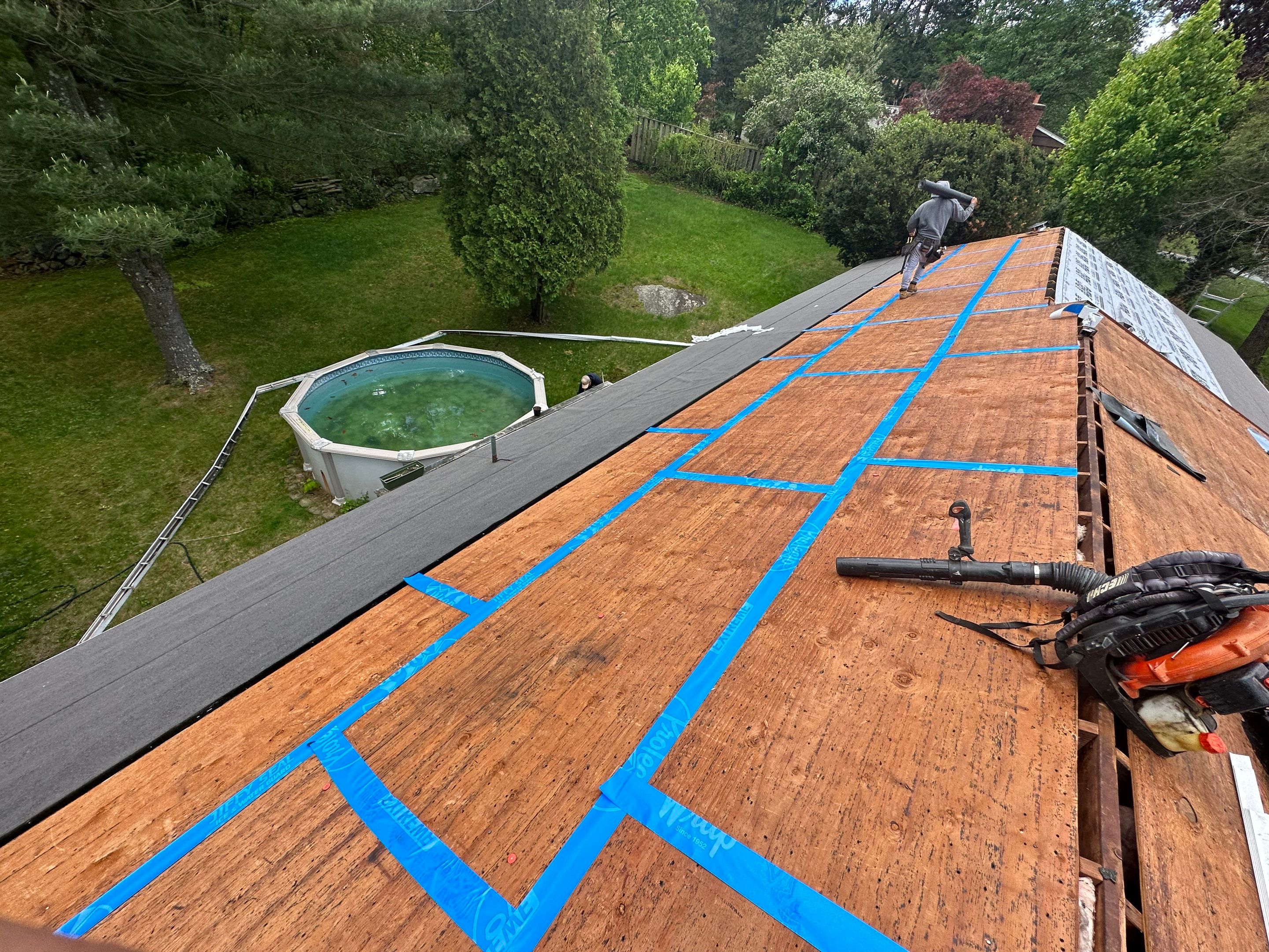 Roof & Siding by JLP PRO SERVICES LLC