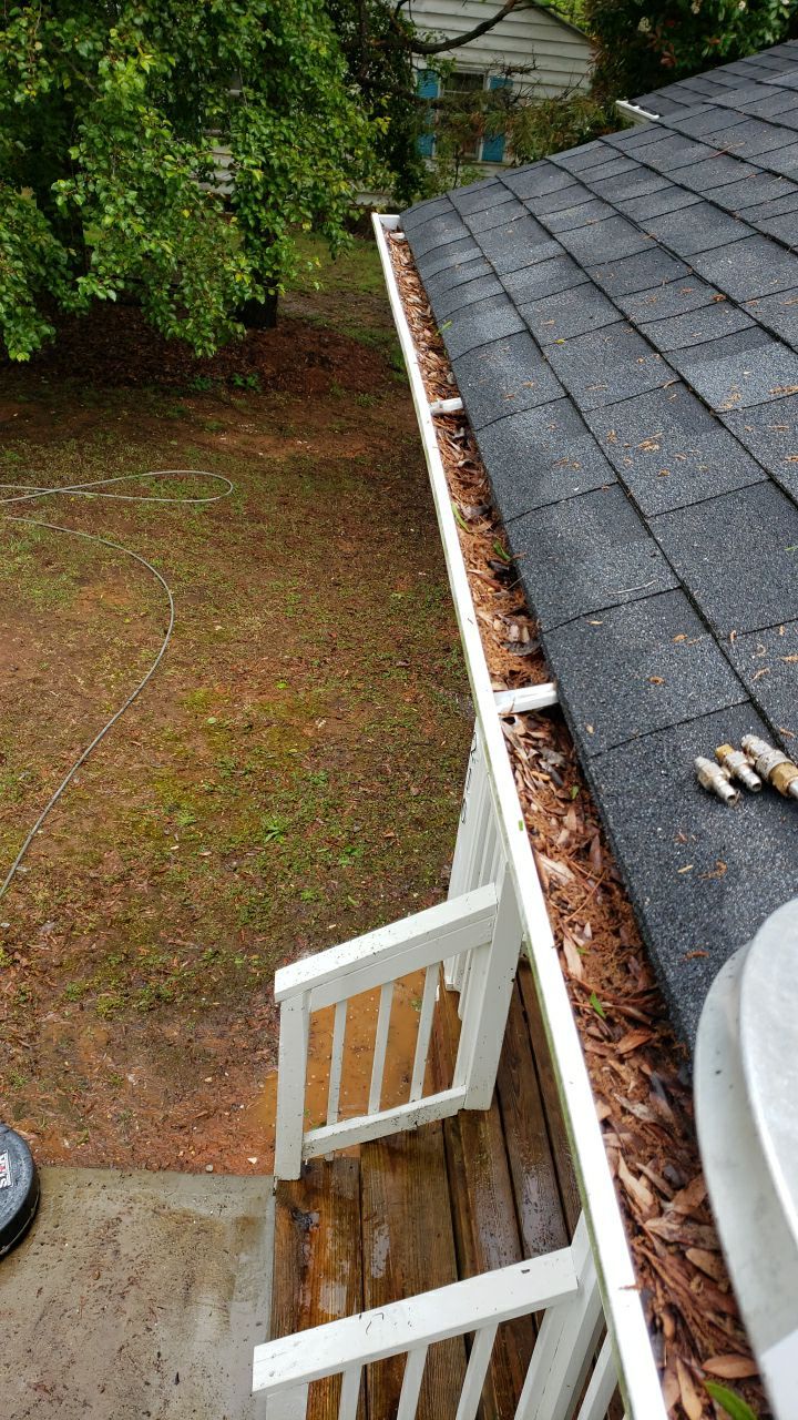 House Wash using cleaner by Power Wash Masters LLC