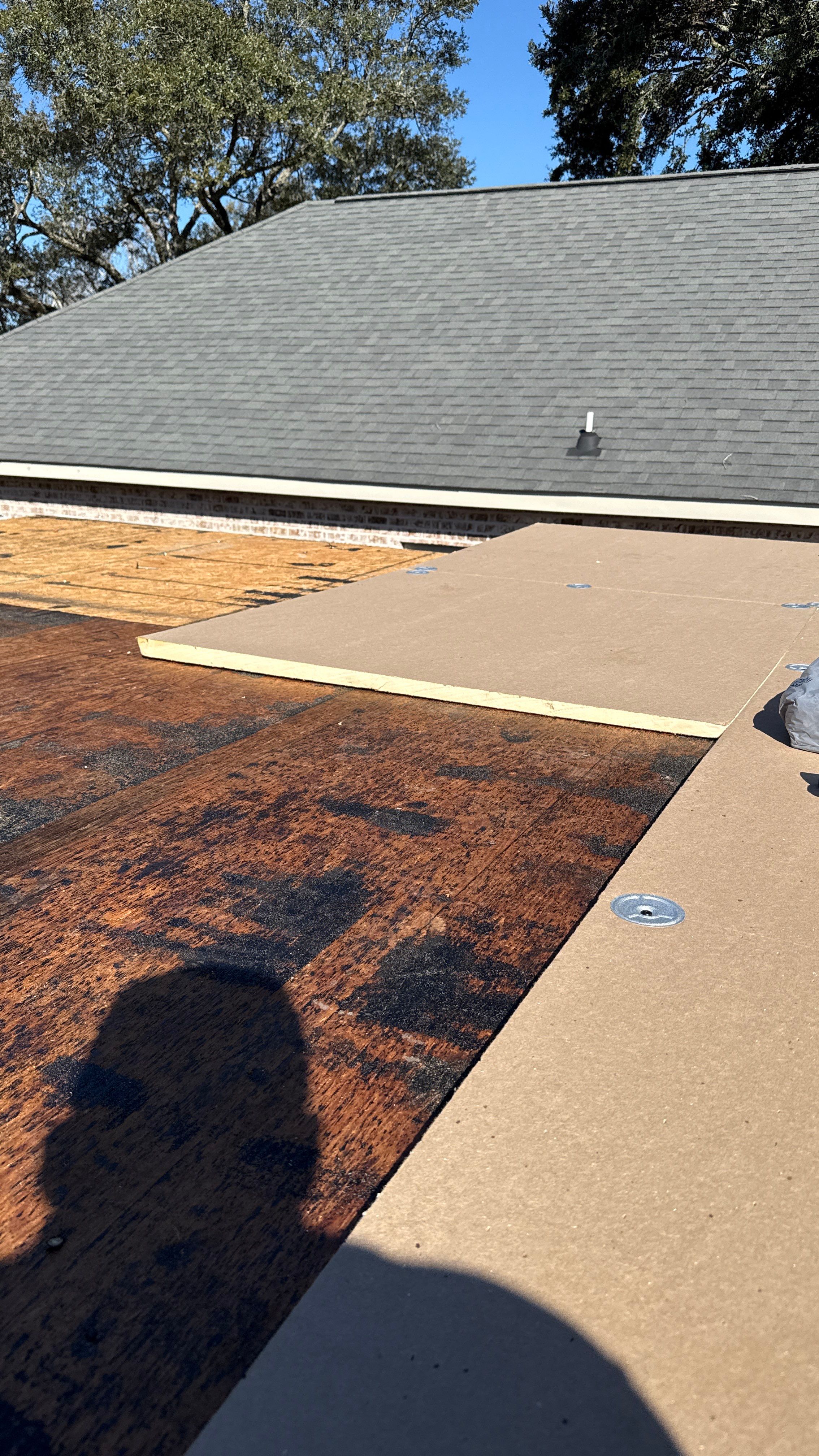 Roof Replacement in New Orleans by HDS Contractors