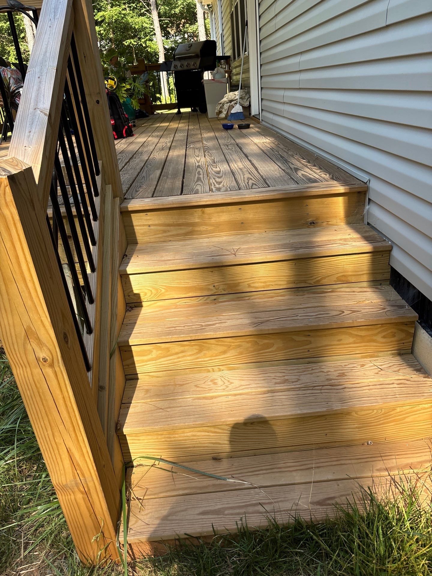 Wood Deck using Wood Sealant by DuraSeal