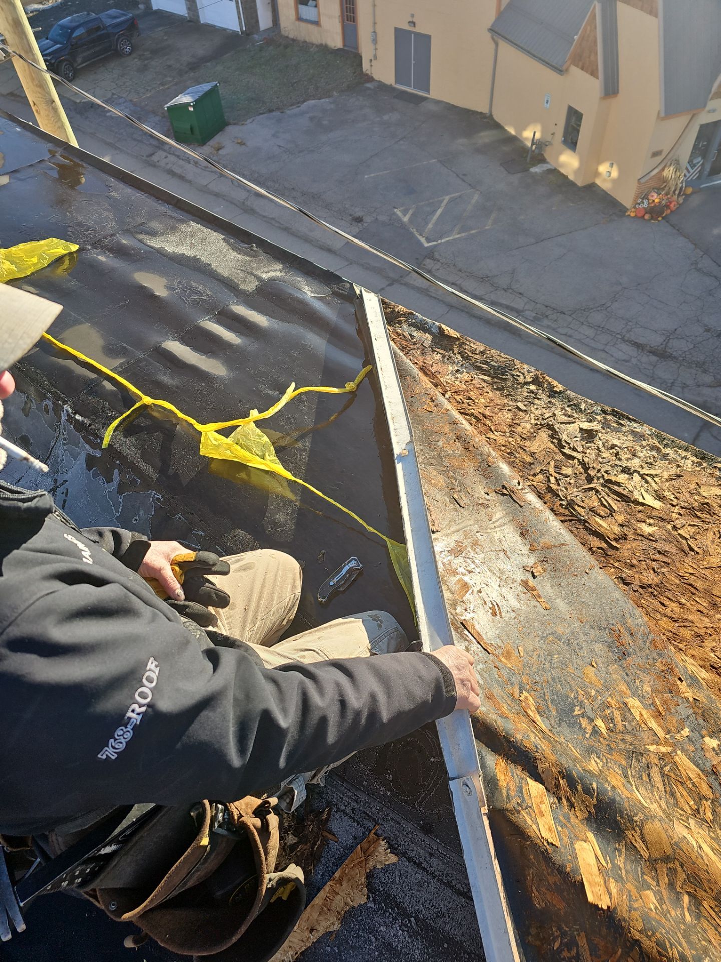 Western Auto  by 768 ROOF, LLC.