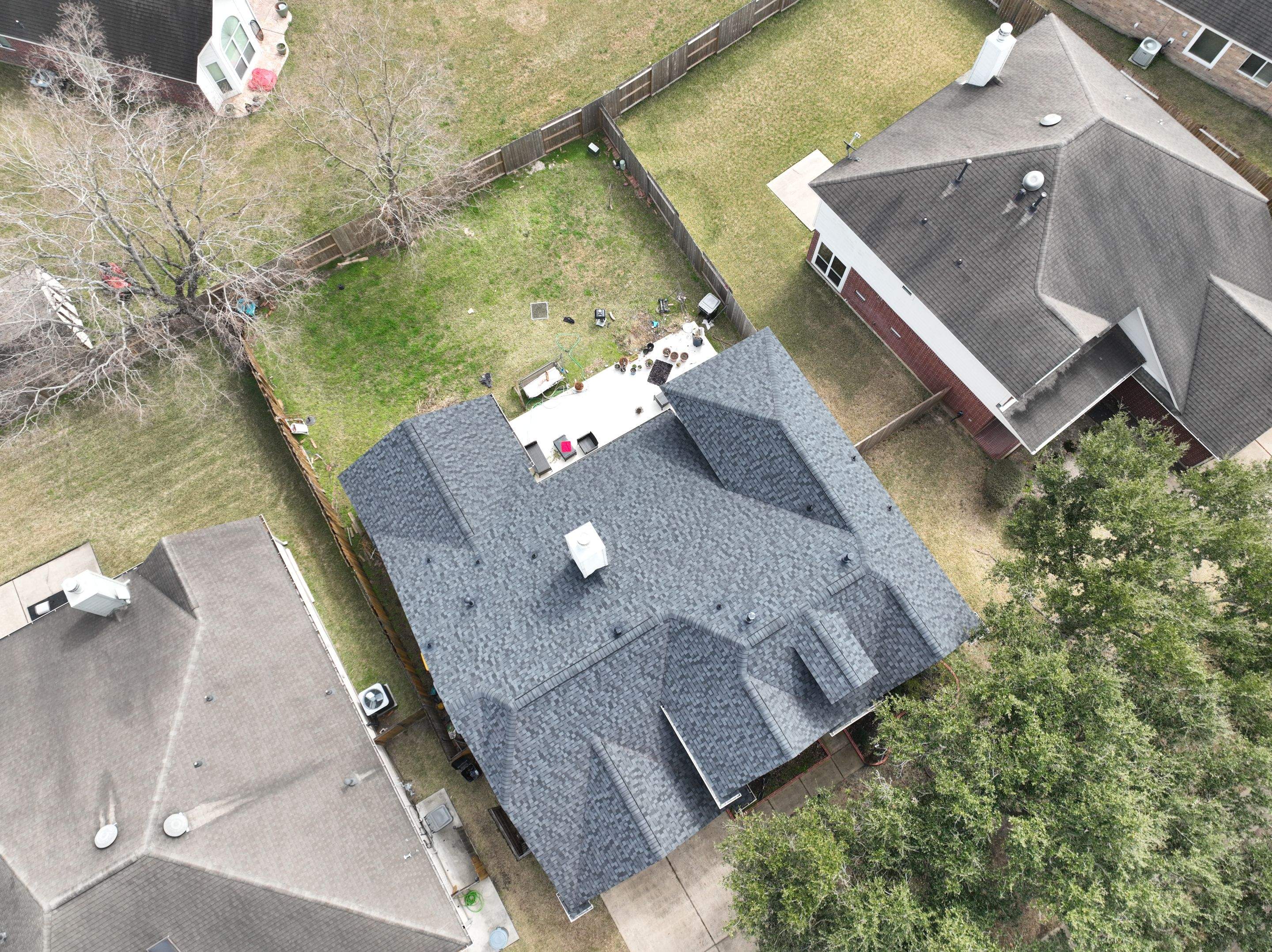 SureStart PLUS 4-STAR Warranty Fully covers materials, labor, tear-off and disposal expenses in years 1-50. by Roof Concepts Construction