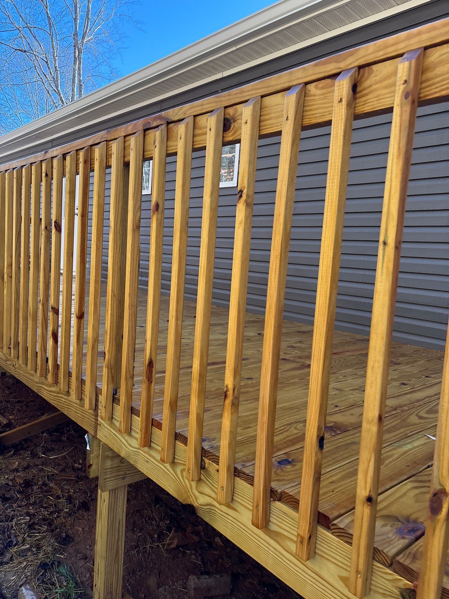 Wood Deck using Wood Sealant by DuraSeal