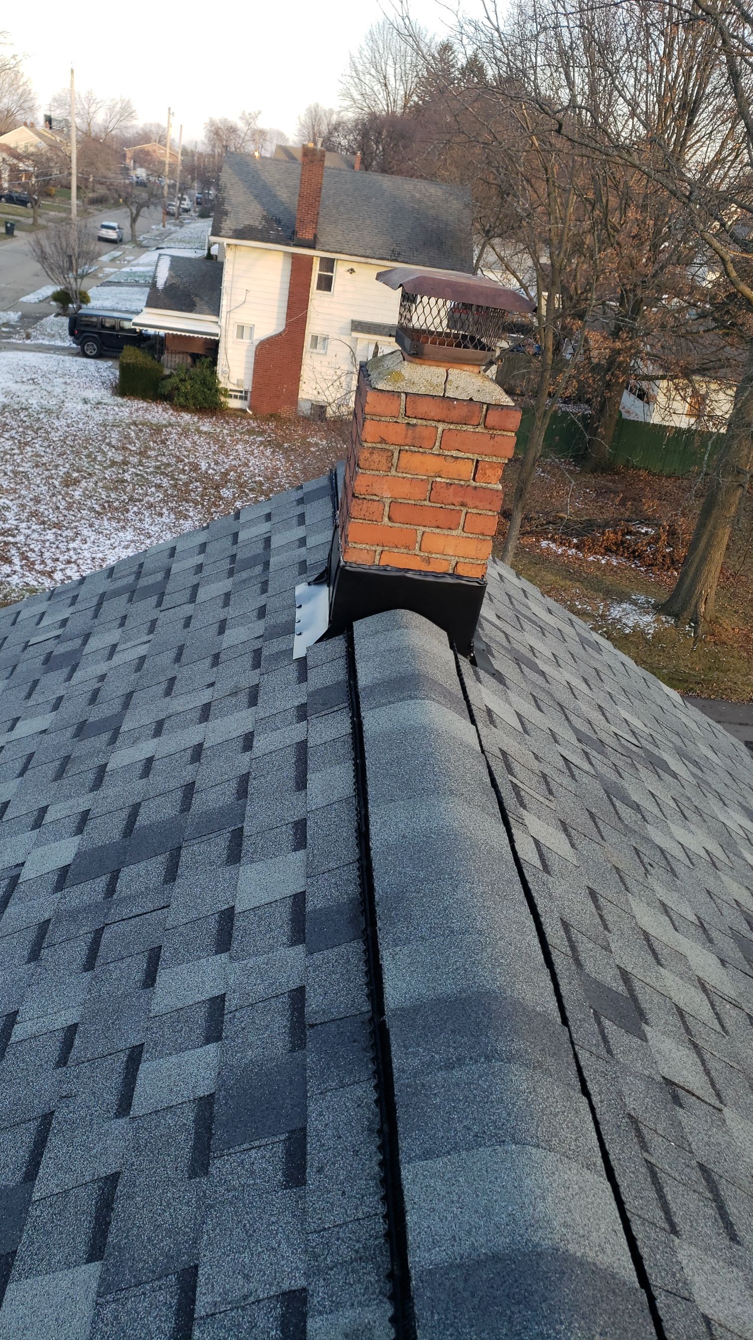 ATLAS PINNACLE COLOR: SCOTCHGARD HEARTHSTONE DRIP EDGE: WHITE by Eagle Eye Roofing