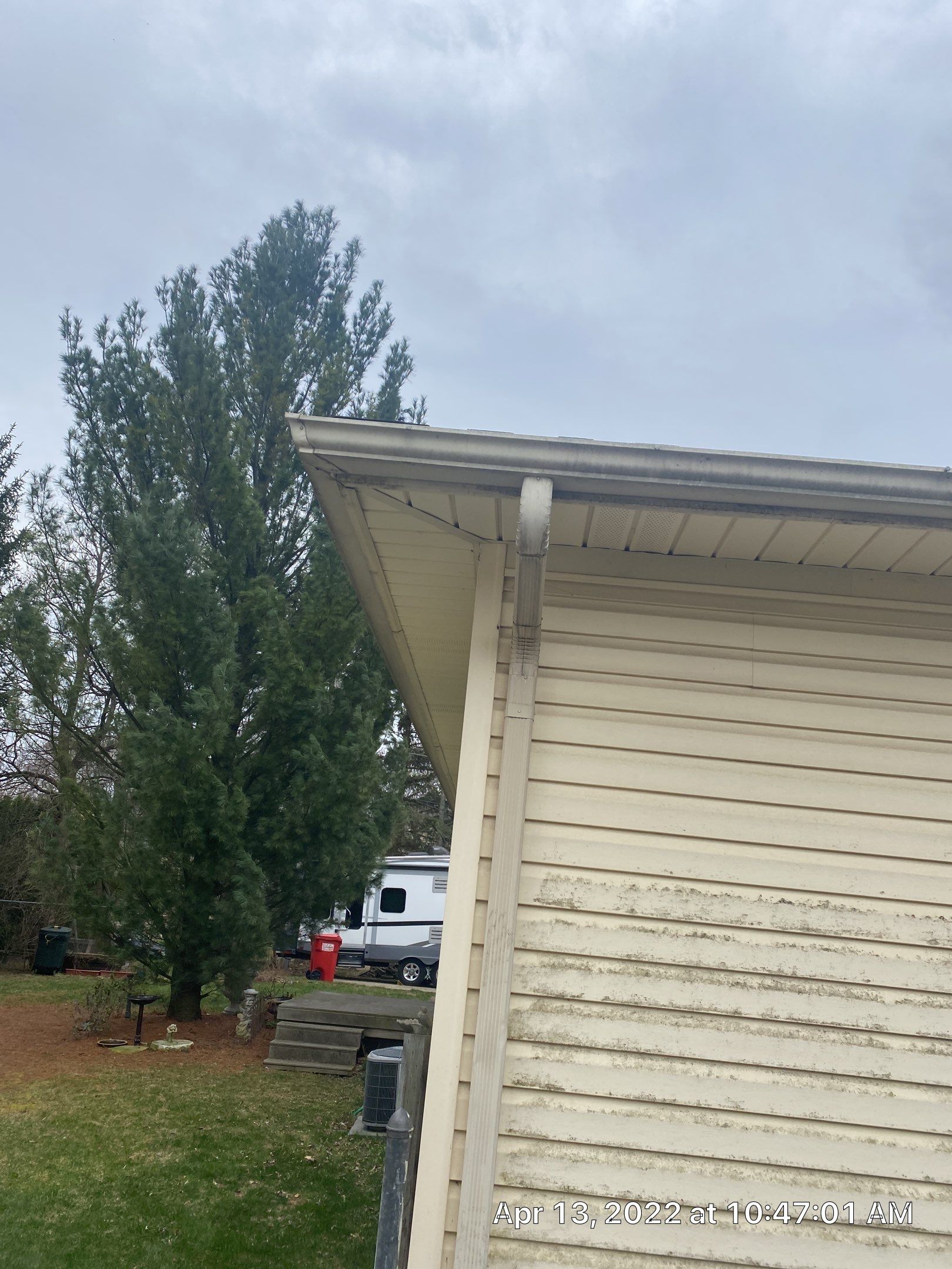 Siding Replacement using CertainTeed Restoration Classic D5 by 180 Contractors