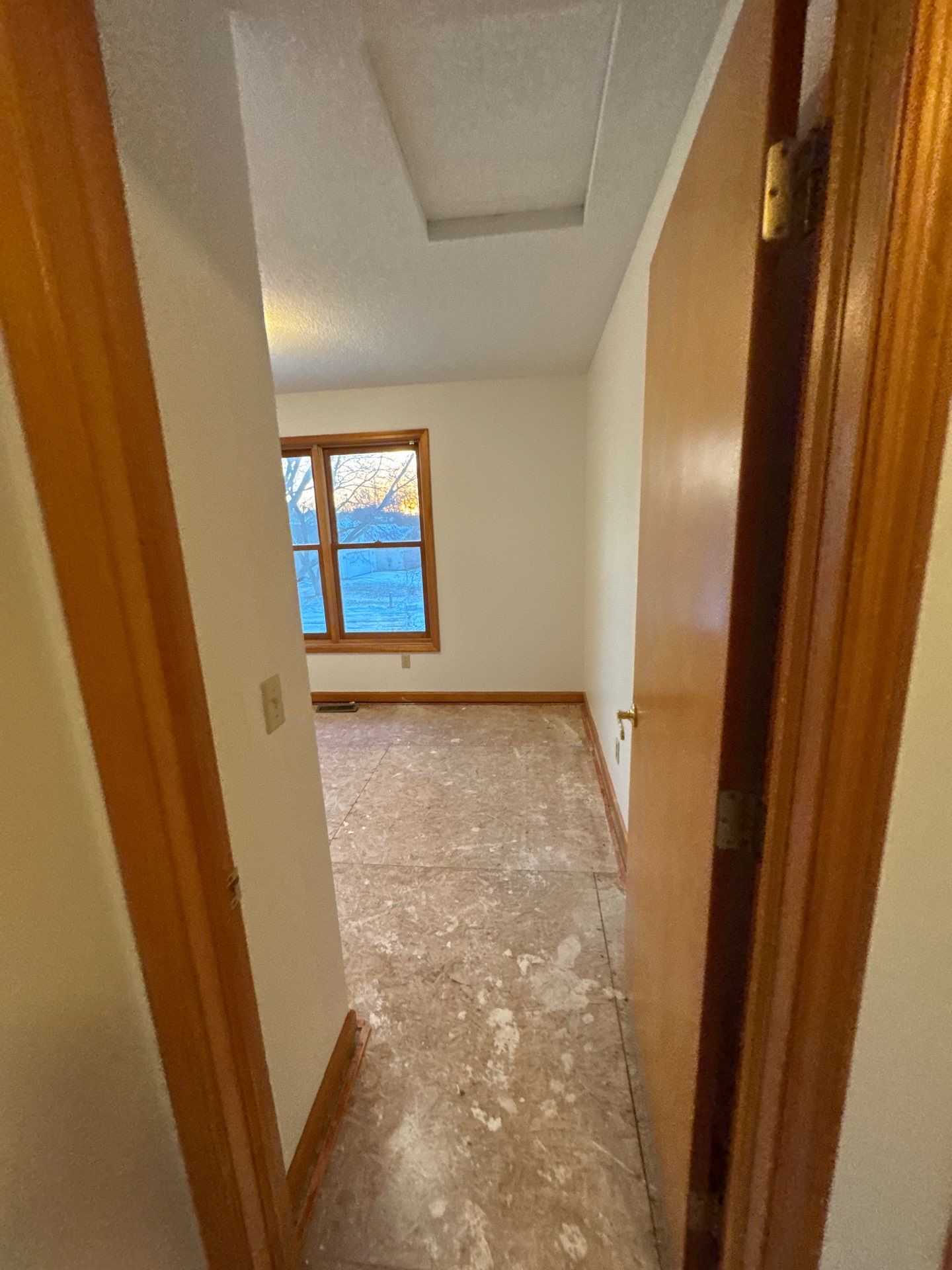 Tour the entire process of painting an interior by The Hillcrest Company 