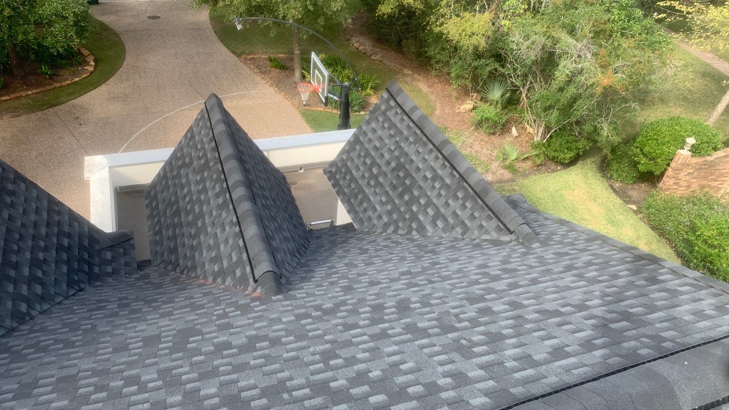 GAF HDZ - Charcoal by Elite Roofing LLC