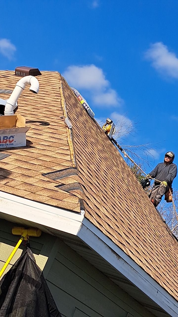 Residential Roof Installation in Plymouth, WI by Gellings Roofing & Siding
