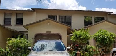 New Shingle Roof Installation in Boca Raton – Landmark Shingles by CertainTeed