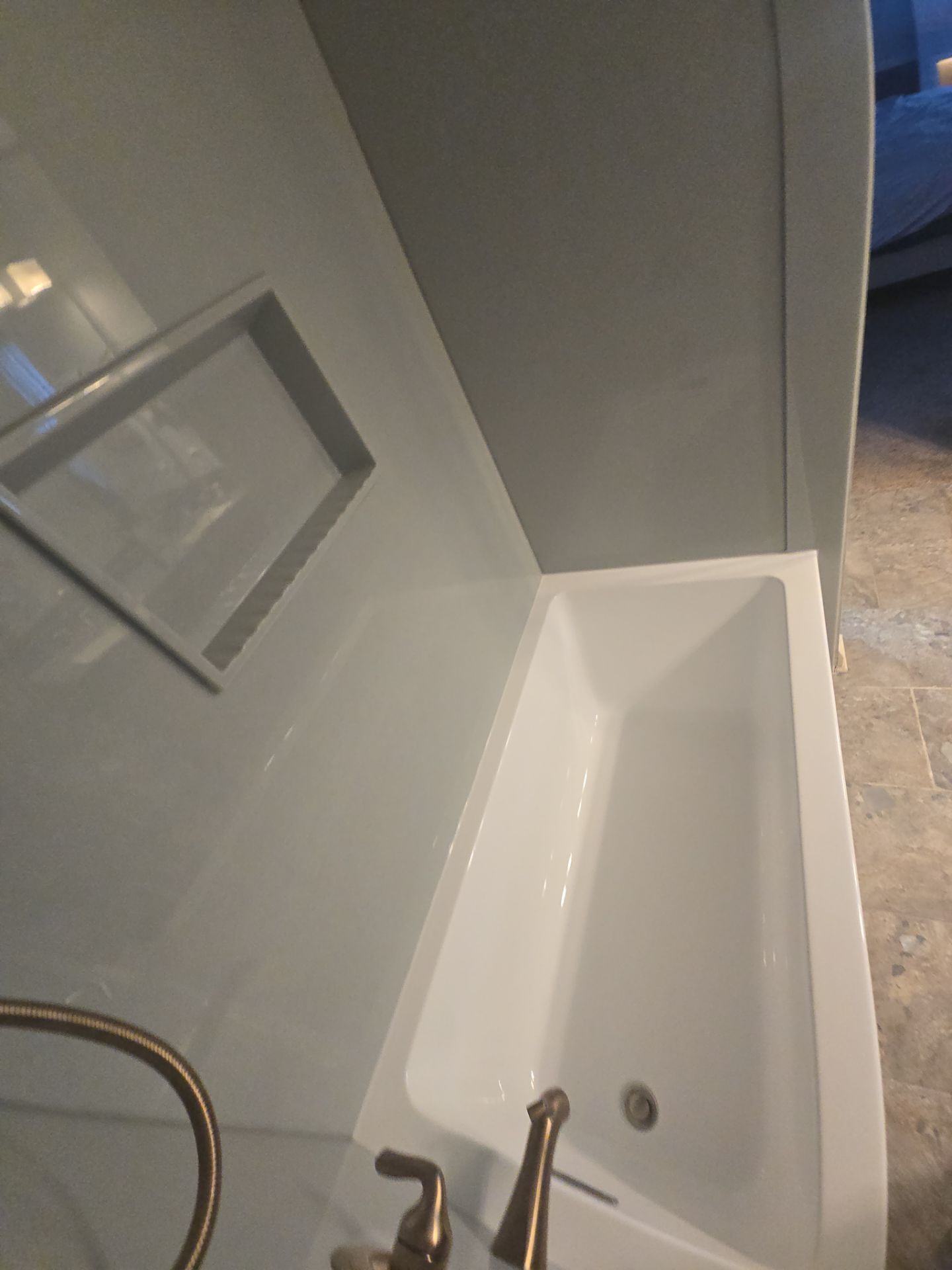 Bathtub Replacement with Onyx by The Shower Company