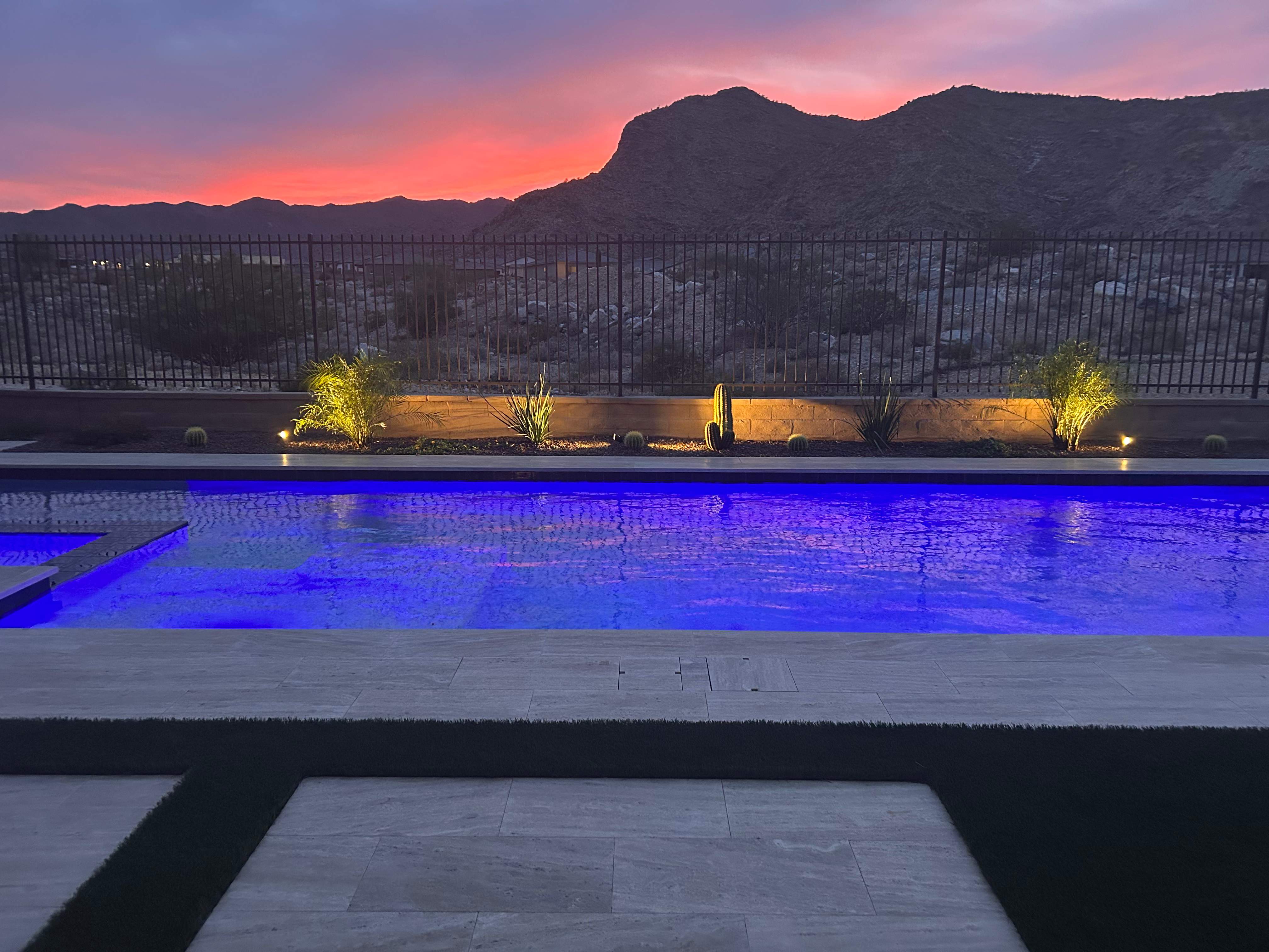 Modern Pools featured photo.