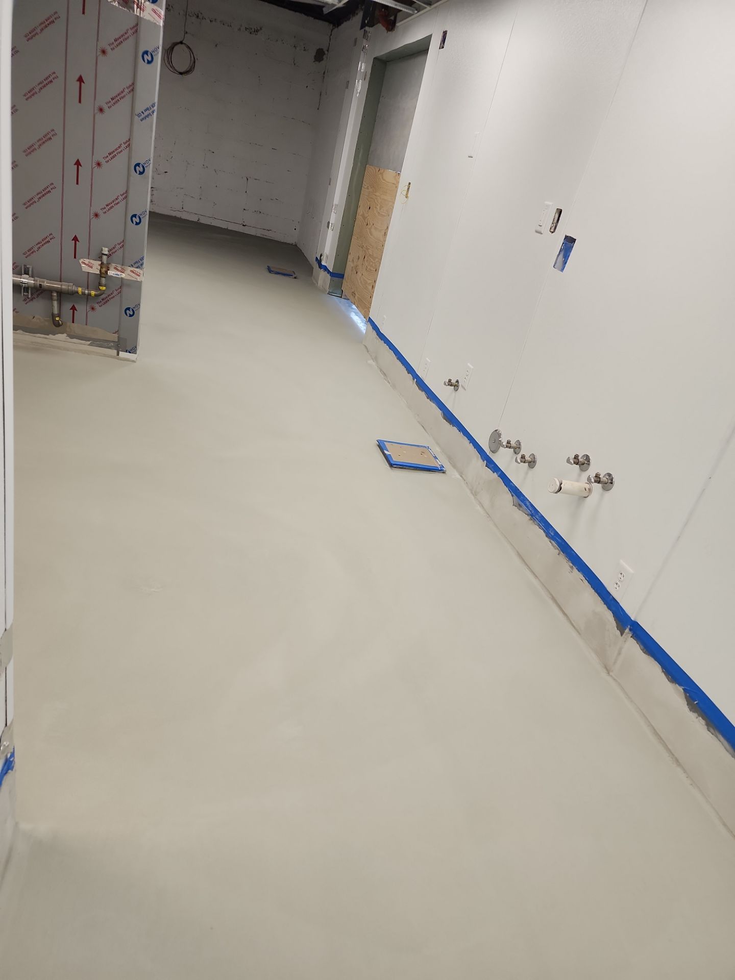 Machialina Restaurant Microtopping by Seamless Surfaces