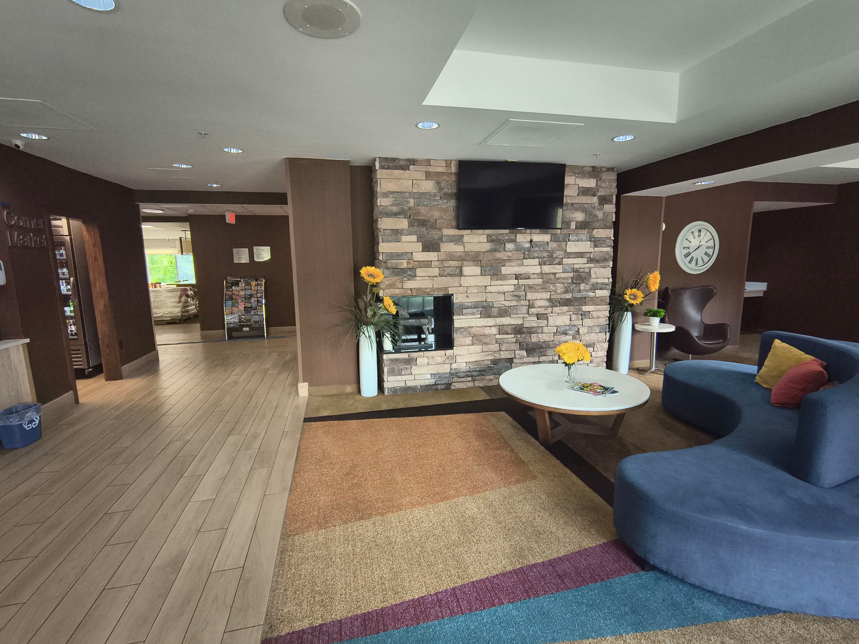 Macon Hotel by Swift Signings and Services LLC