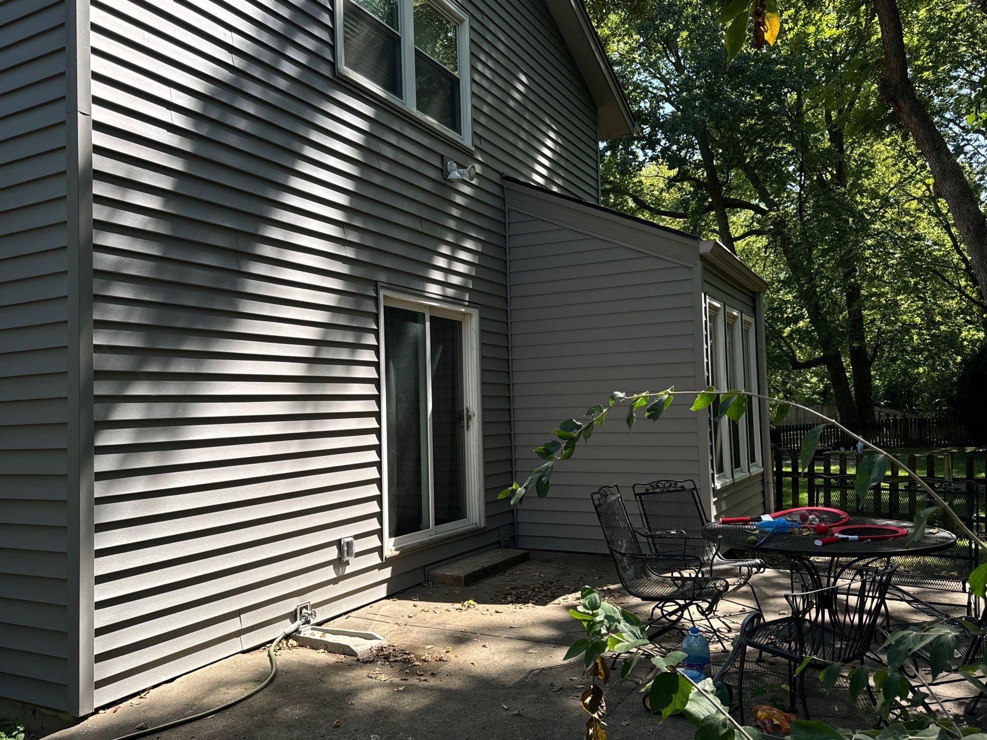 BYE BYE Wood Shakes by EEC Windows, Siding & Roofing