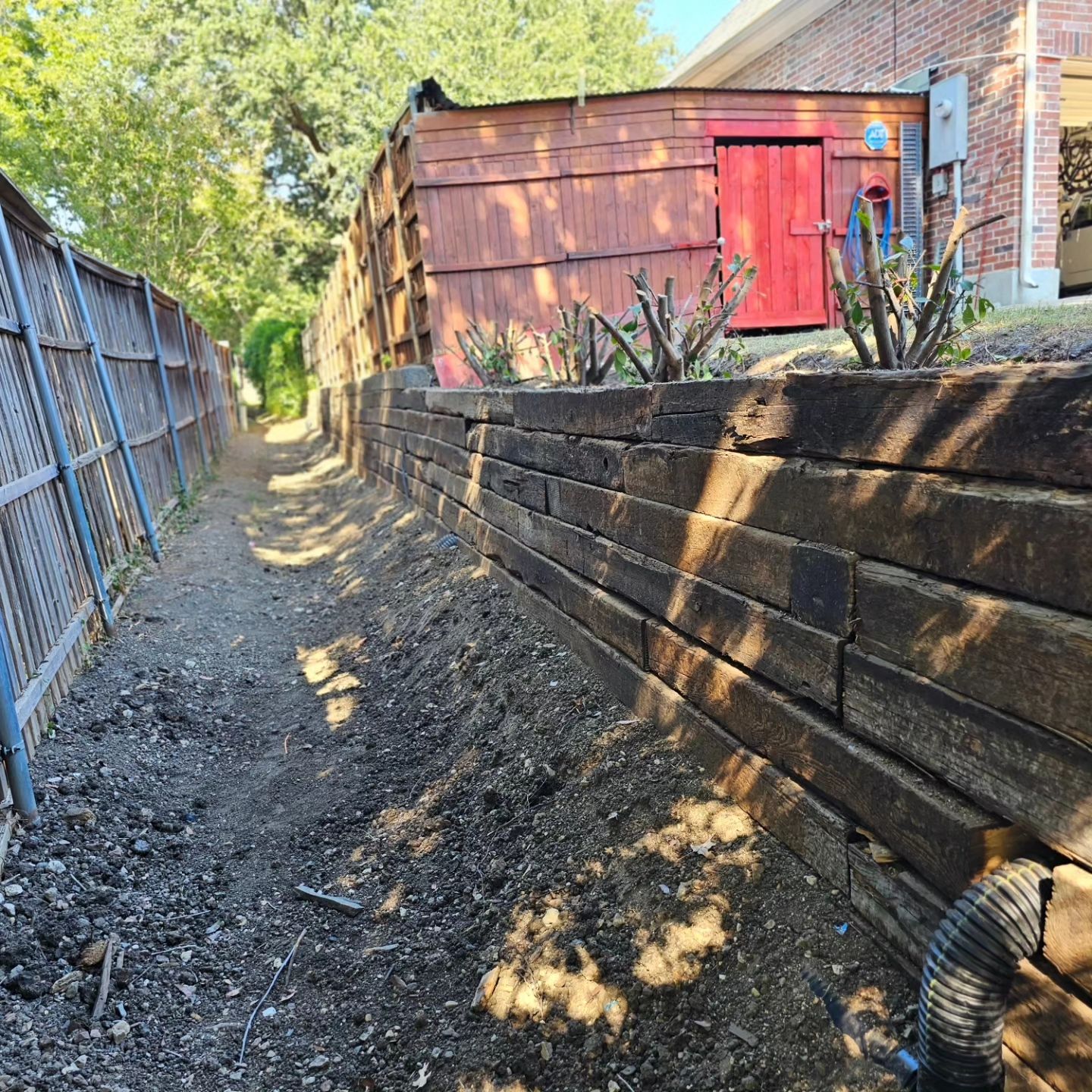 Retaining Wall by EL-GC LLC 