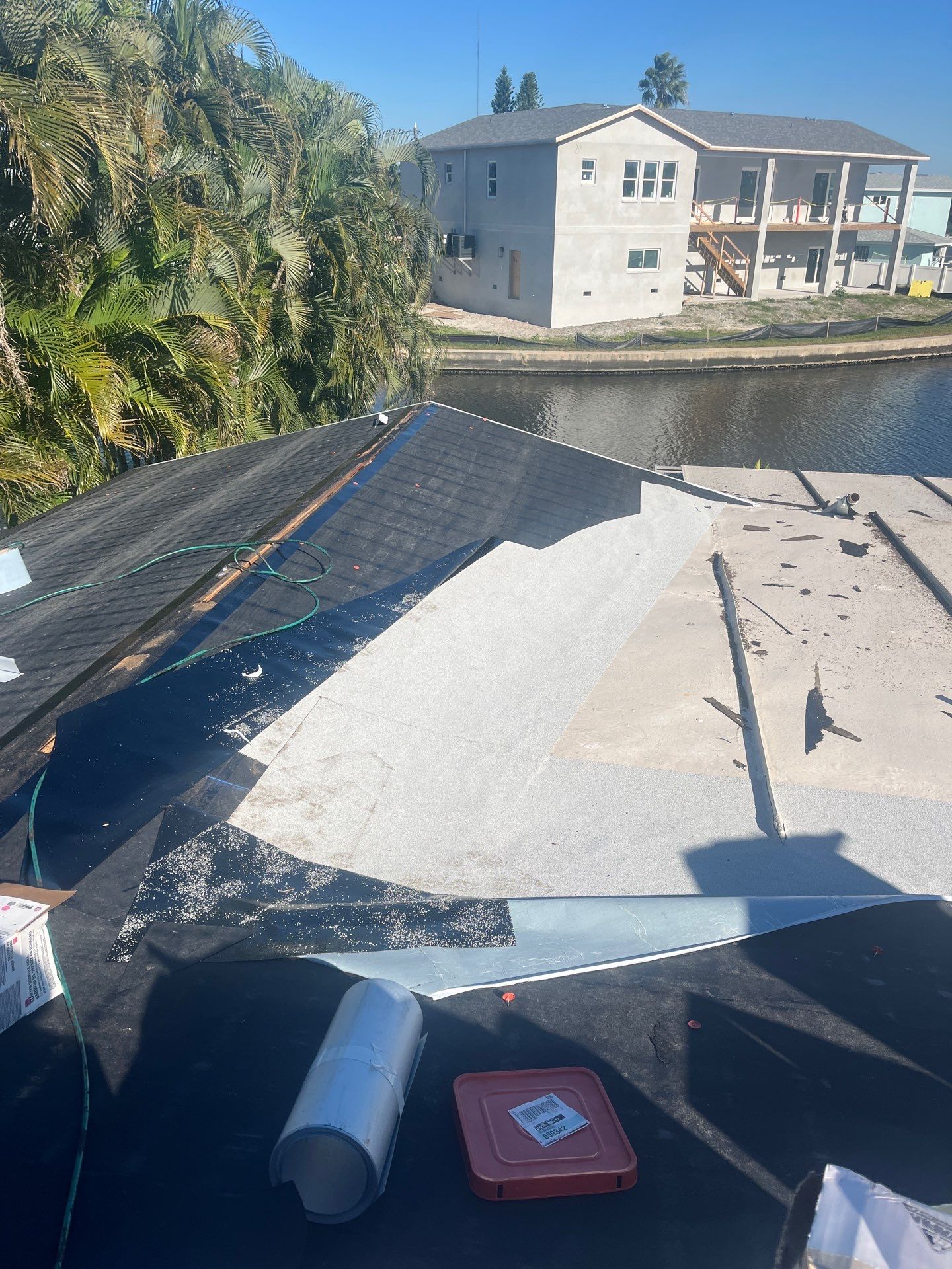 Project in St. Petersburg 33702 by Mitchell Roofing Company LLC 