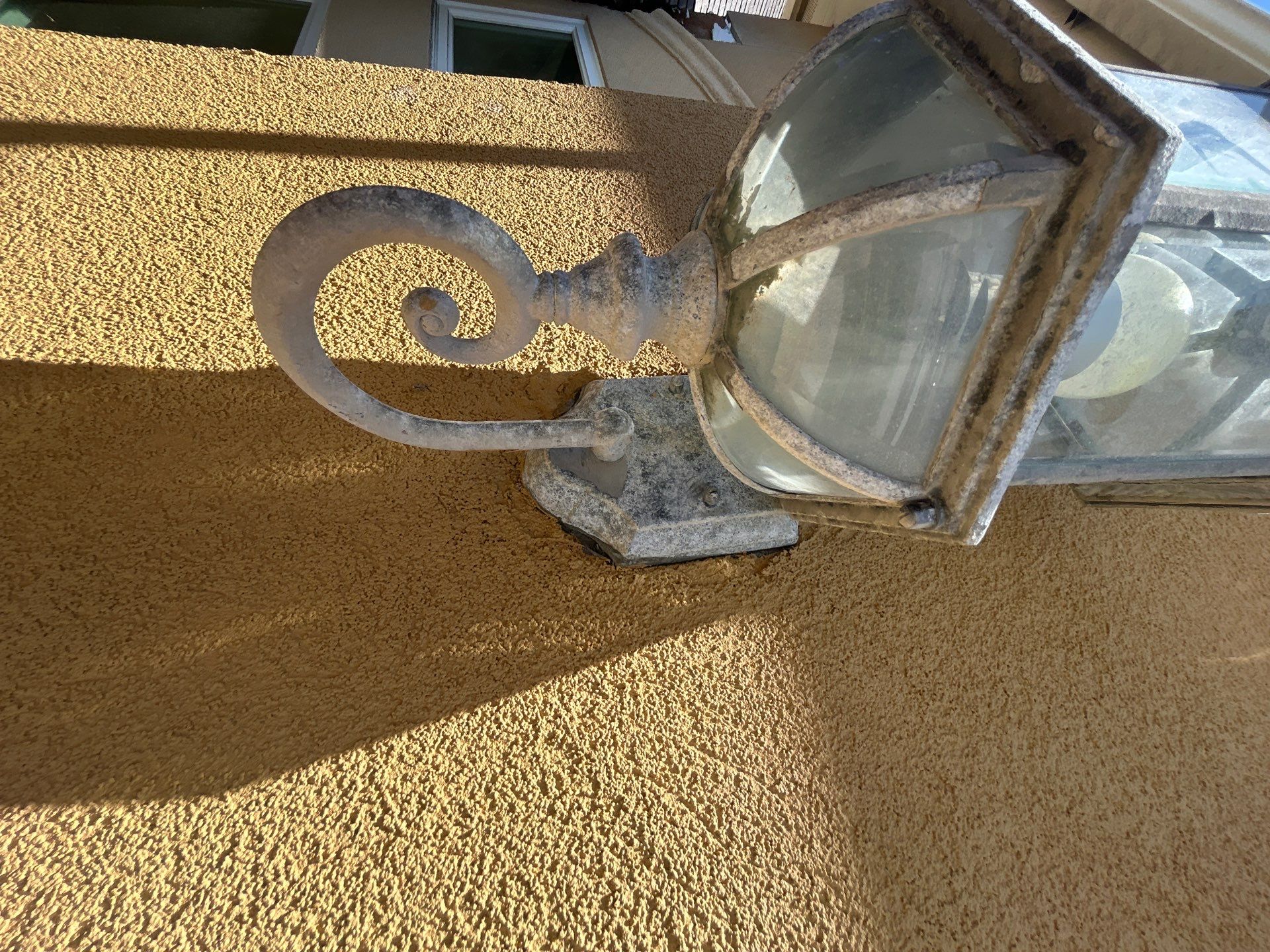 Stucco Problems in Paradise  by Bayfront Roofing and Construction