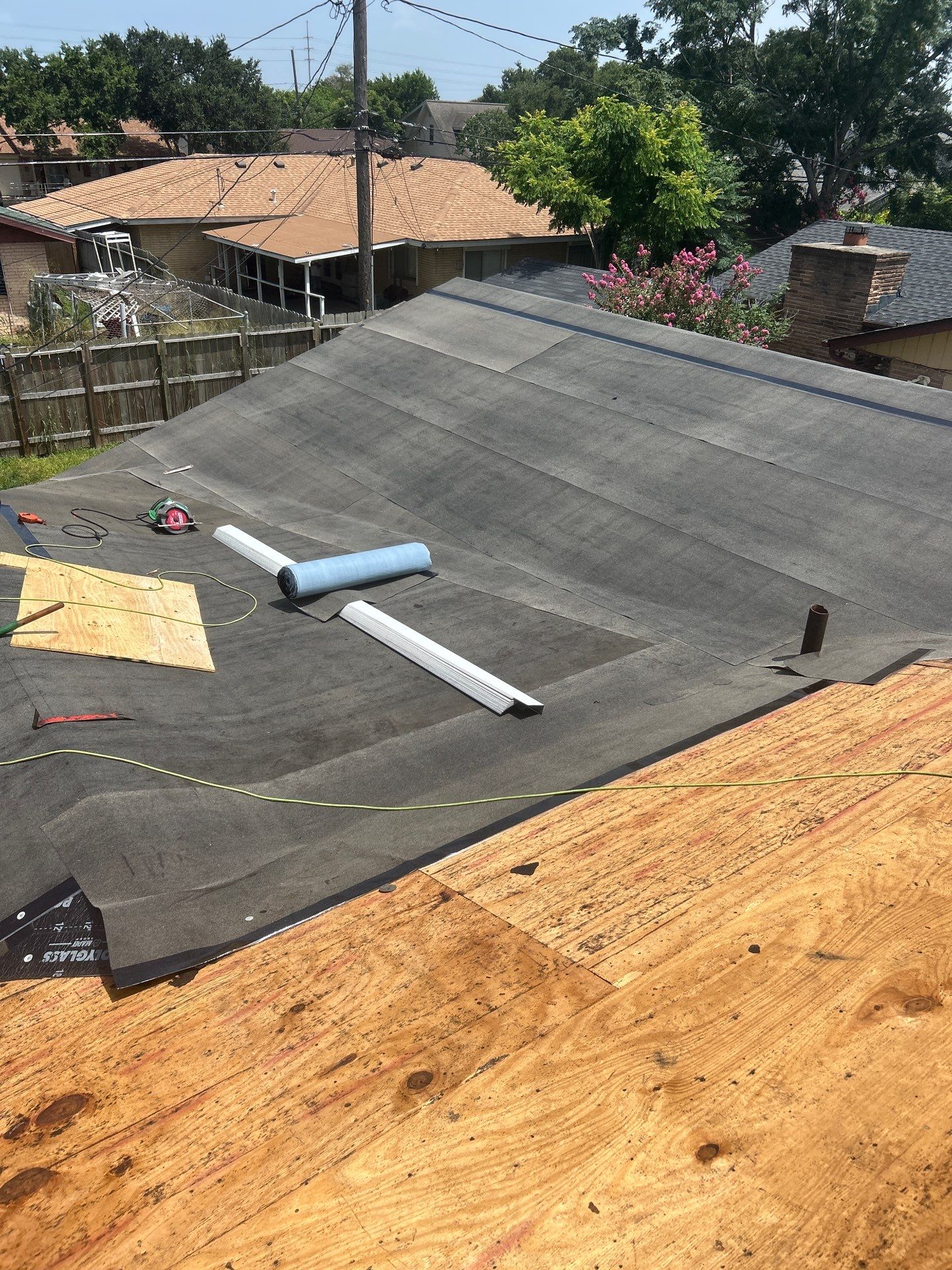 Screened in, on Spicewood by Bayfront Roofing and Construction