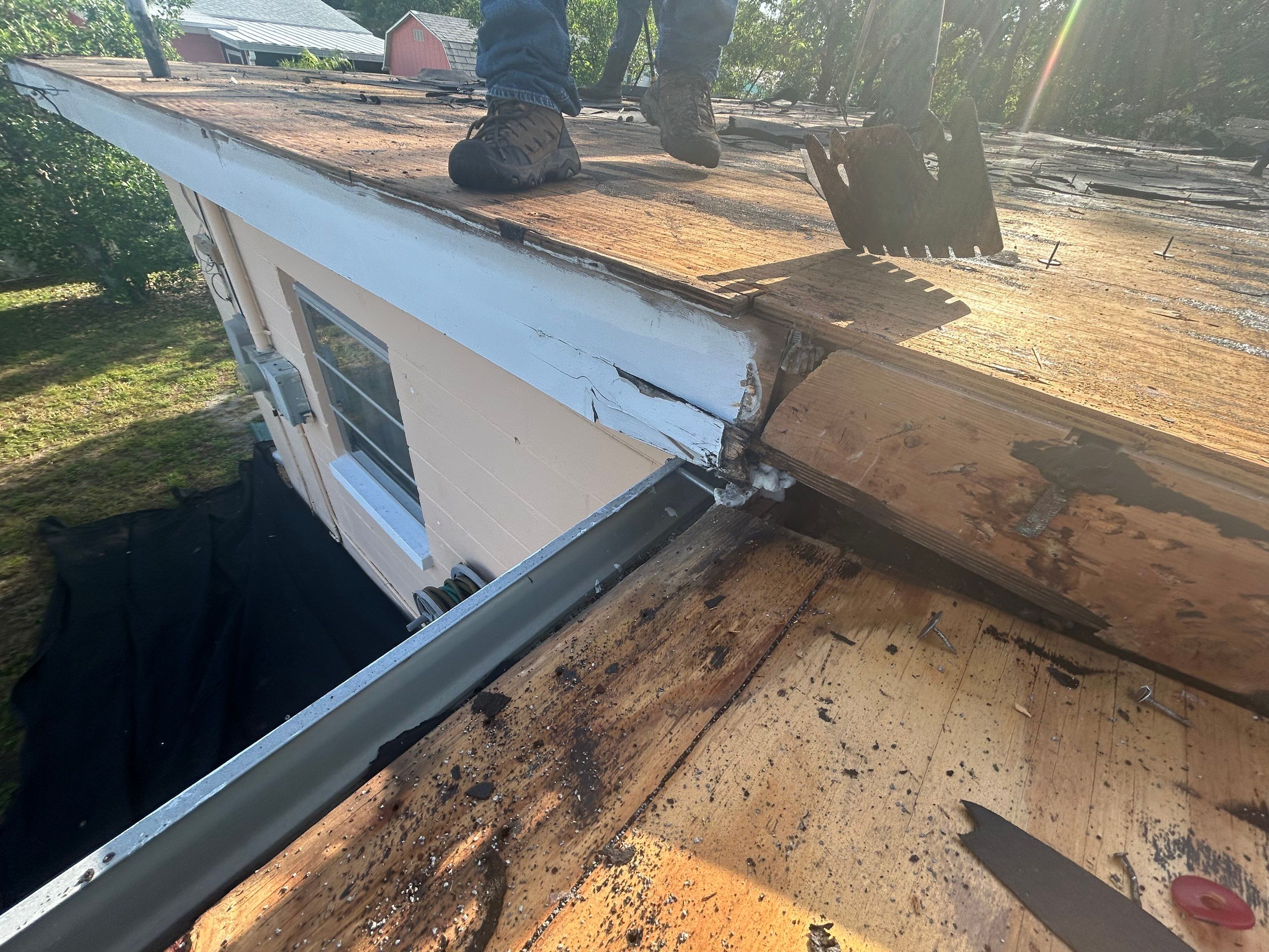 Project in Pinellas Park 33781 by Mitchell Roofing Company LLC 