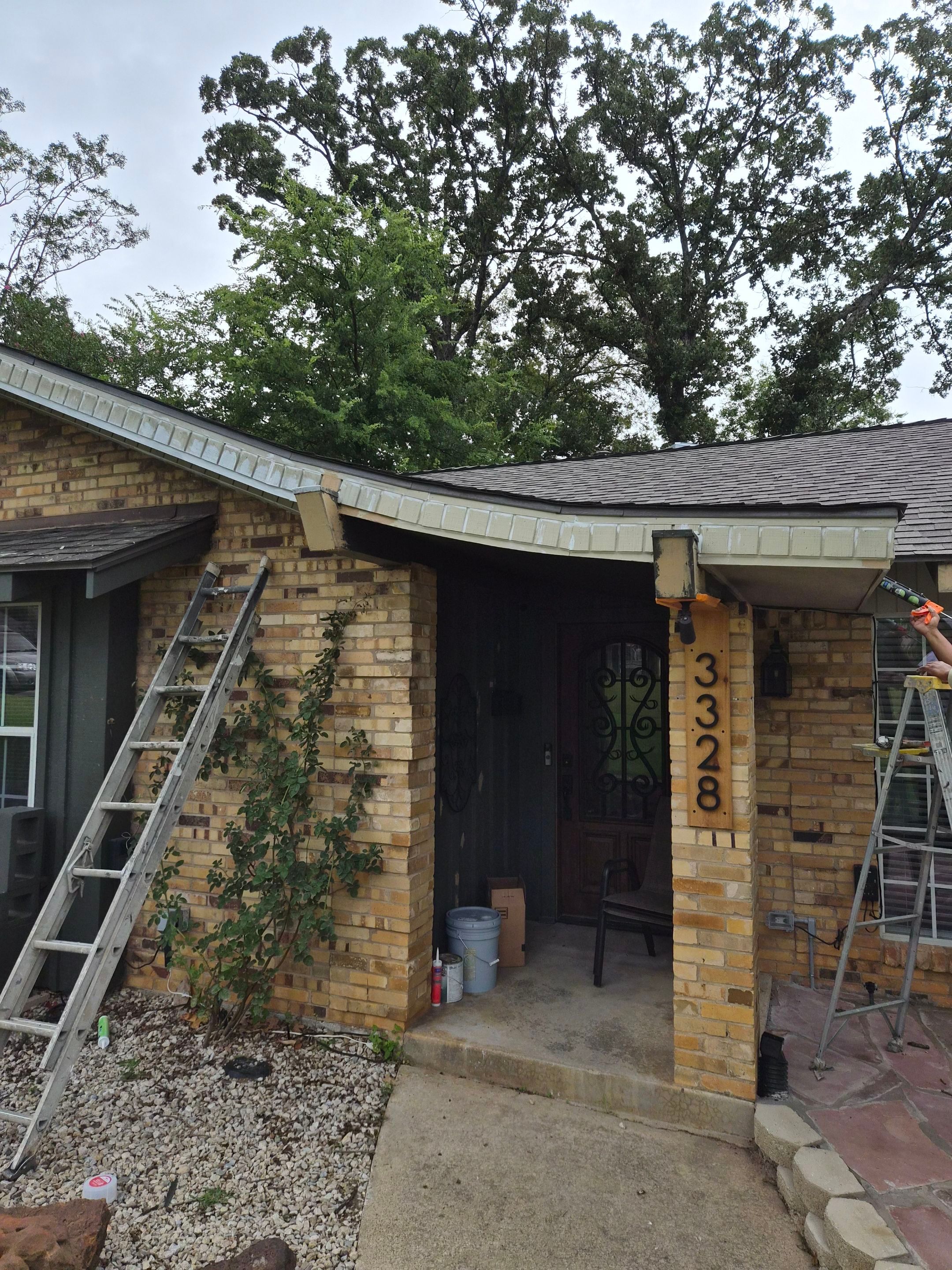 Clean, Consistent Finish on Paint Project in Tyler TX by Quality Coats Painting