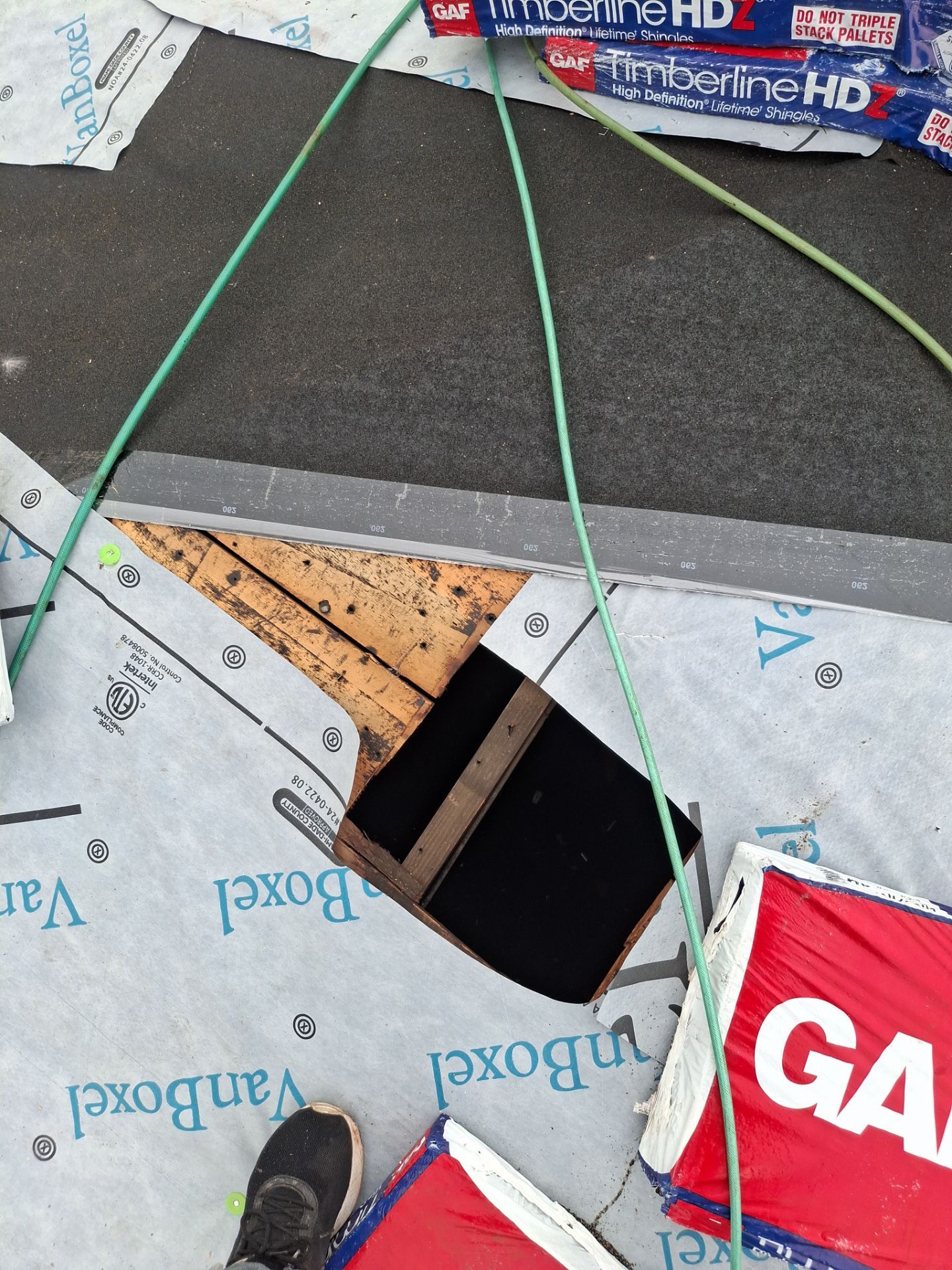 Residential Roofing Installation using GAF TImberline HDZ Hickory by Rainstoppers Roofing