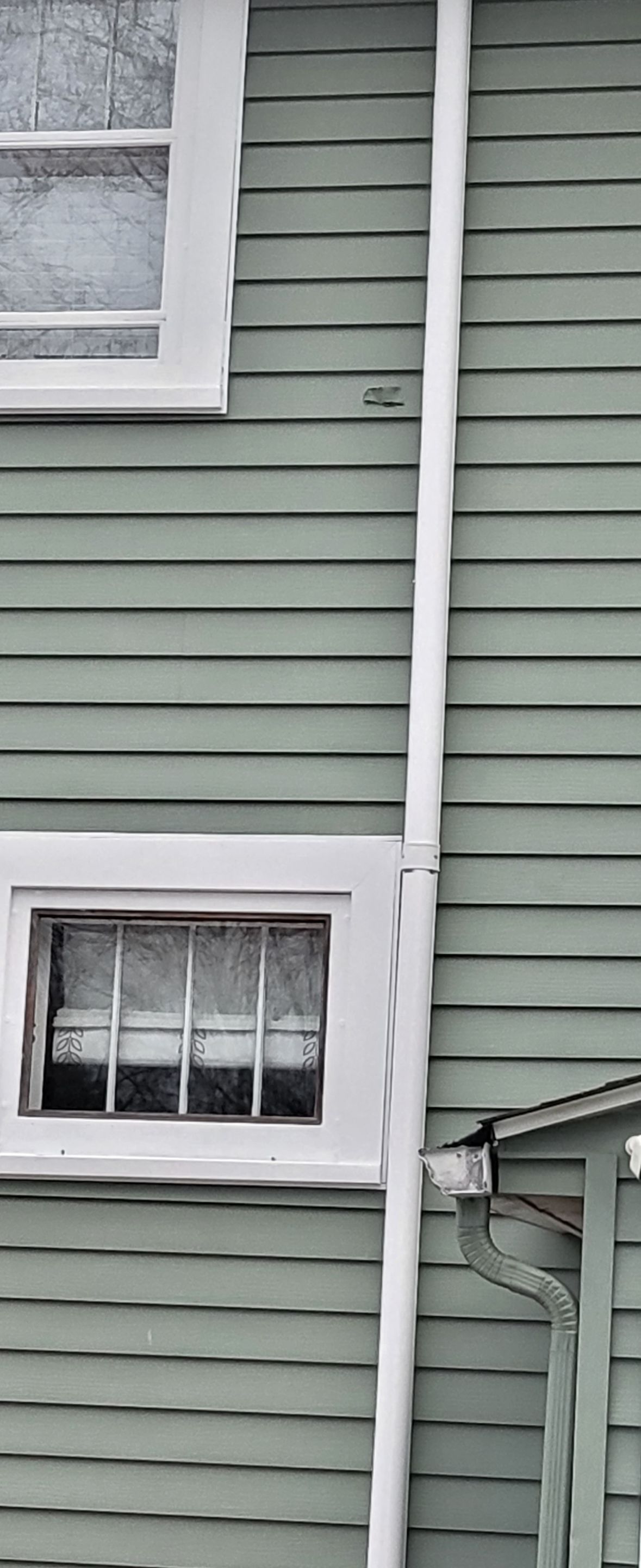 ATLAS PINNACLE COLOR: COASTAL GRANITE DRIP EDGE: WHITE by Eagle Eye Roofing