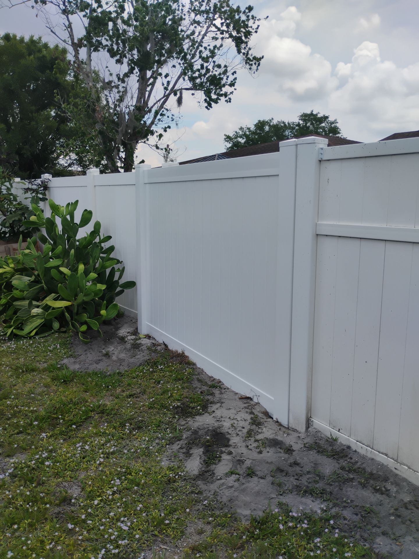 Vinyl Fence in Sarasota by True Fence LLC