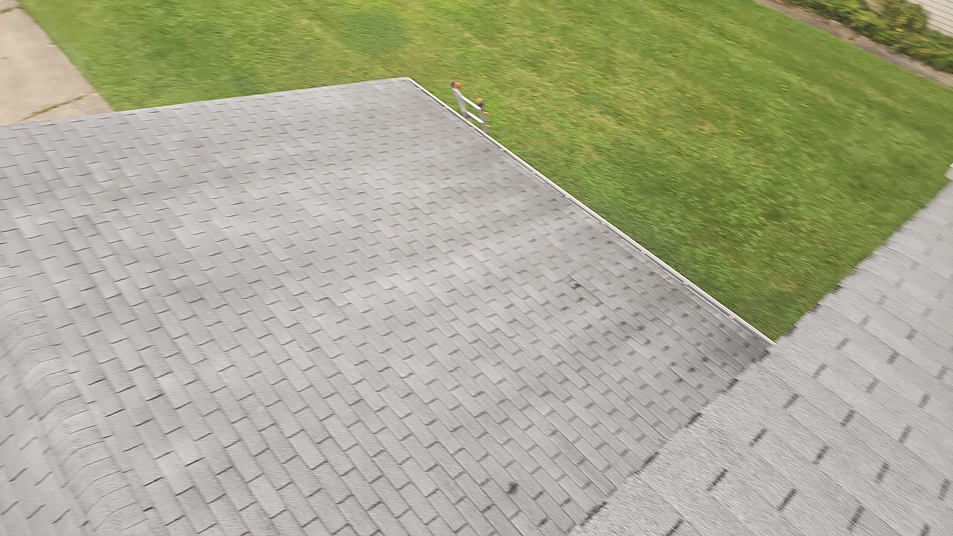 Atlas Pinnacle, Color, Coastal Granite, Drip Edge, Tuxedo Gray by Eagle Eye Roofing