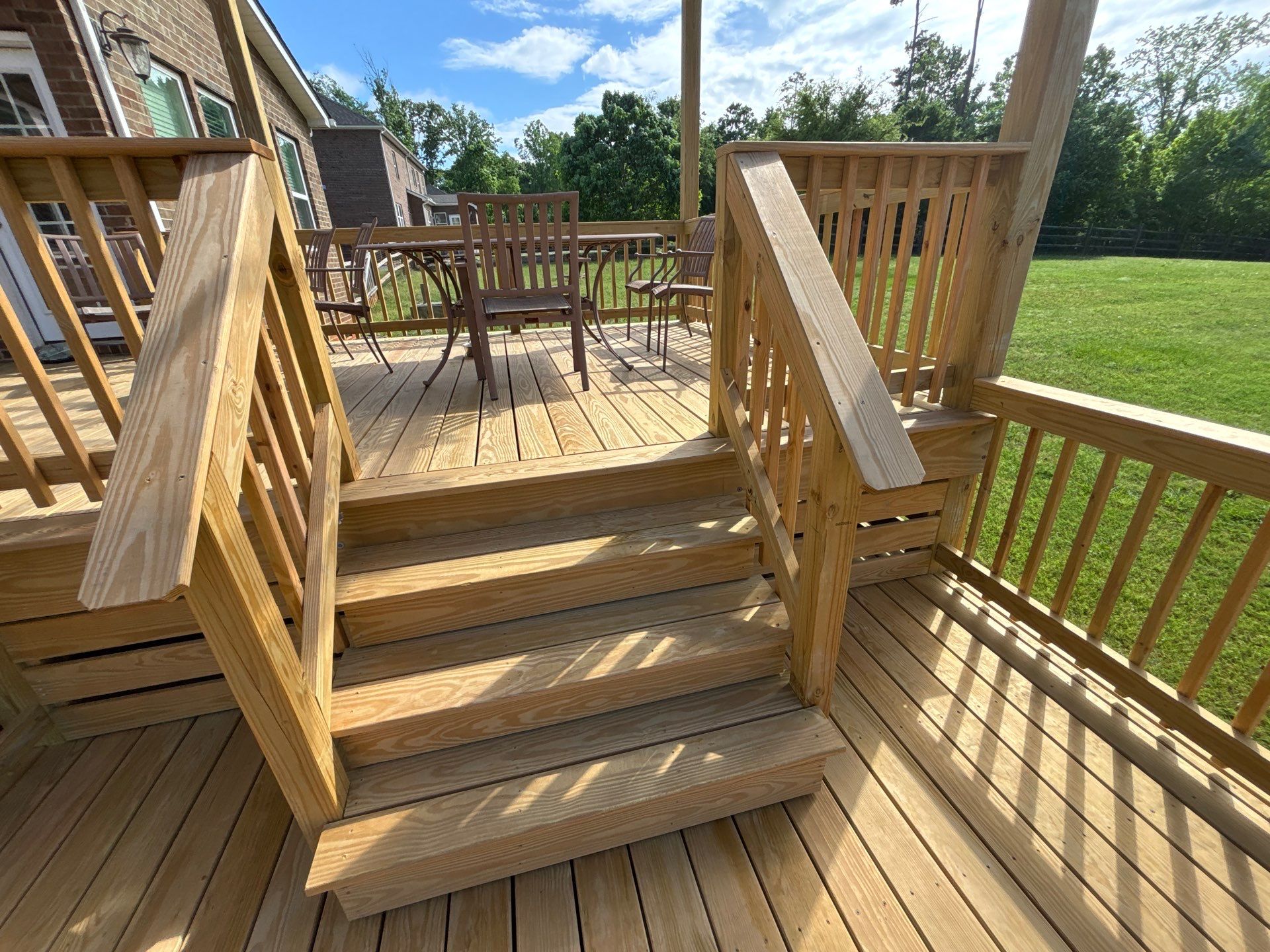 Wood Deck using Wood Sealant by DuraSeal