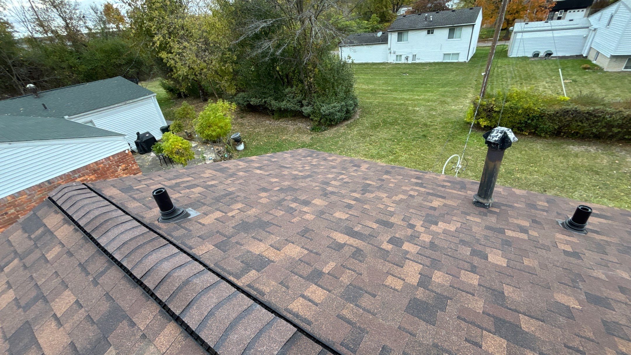 Roof Replacement using Owens Corning Brownwood by 180 Contractors