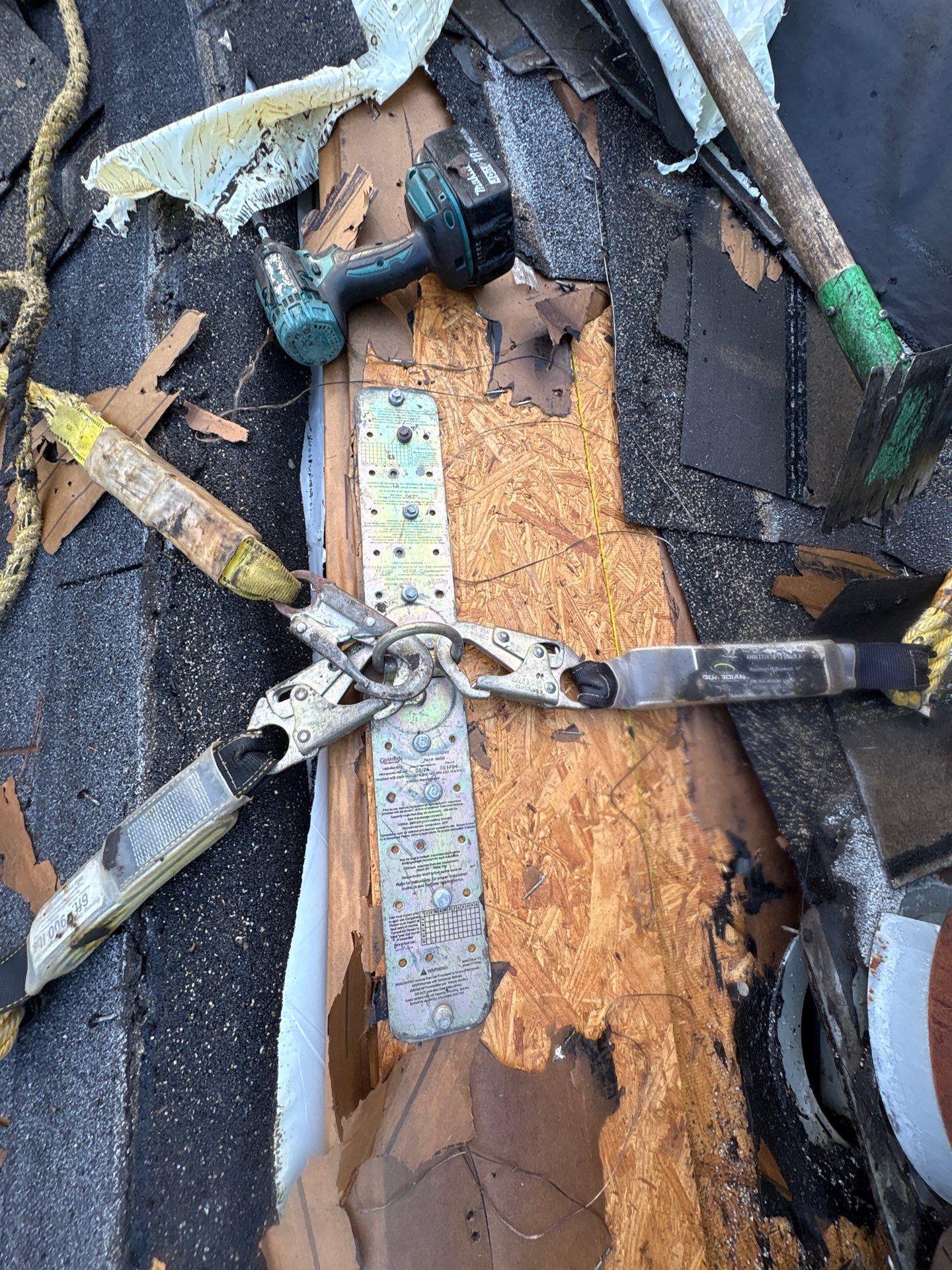 Residential Roof Replacement and Decking Repair in Ocala, Florida by Pinnacle Roofing Group