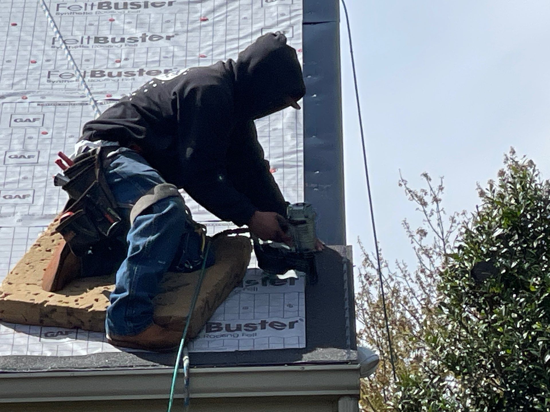 Residential Roofing Installation using Gaf Timberline HDZ Weathered Wood by Undersun Roofing 
