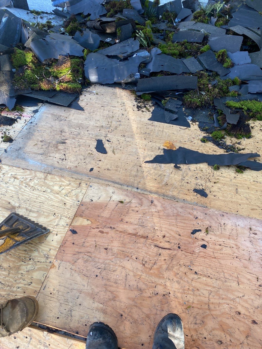 Residential Roofing Installation using Owens Corning TruDefinition by A Plus Exterior