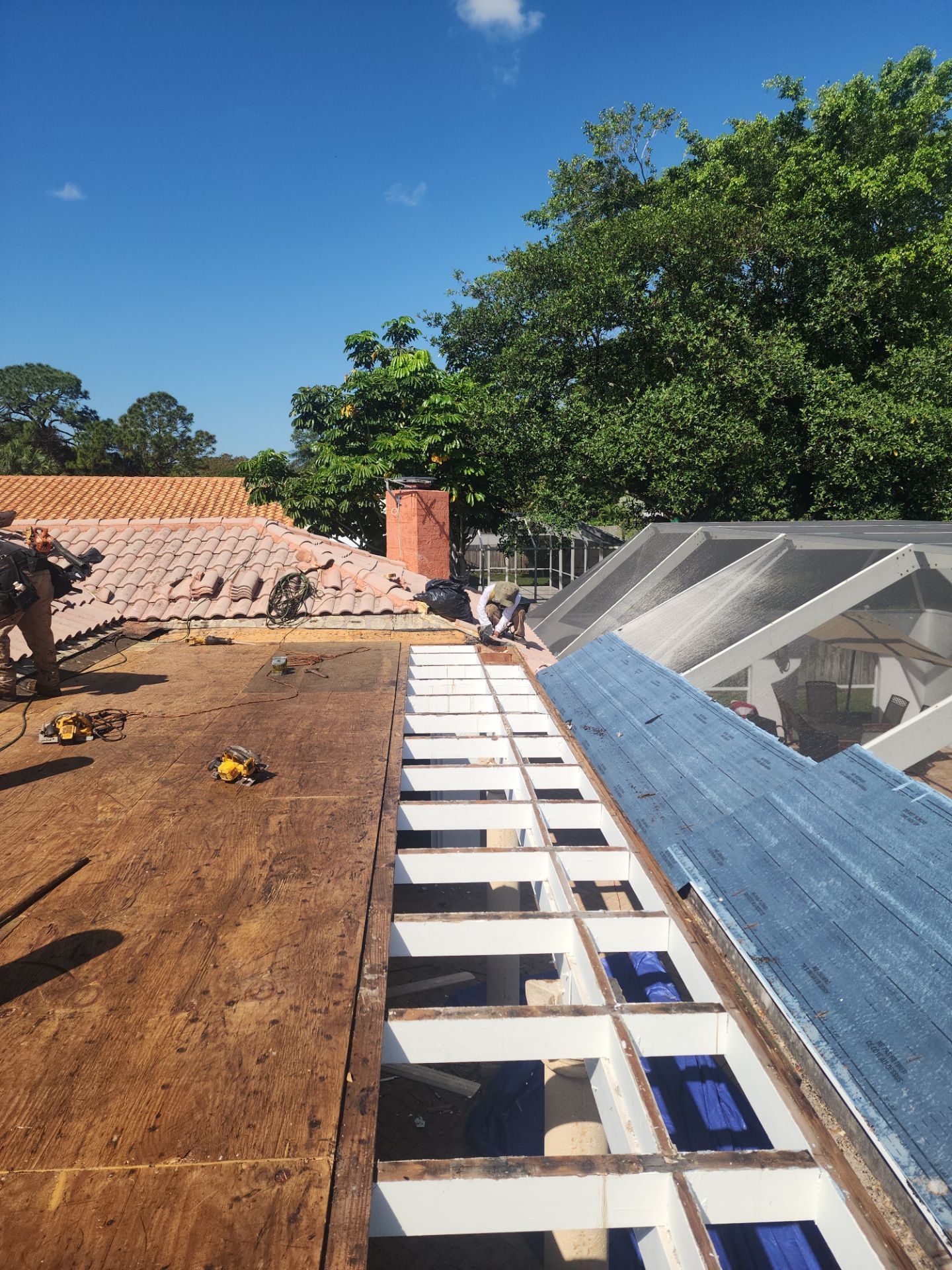 Flat Roof Replacement in Boca Raton – Quality, Integrity, and Expert Craftsmanship by Aastro Roofing