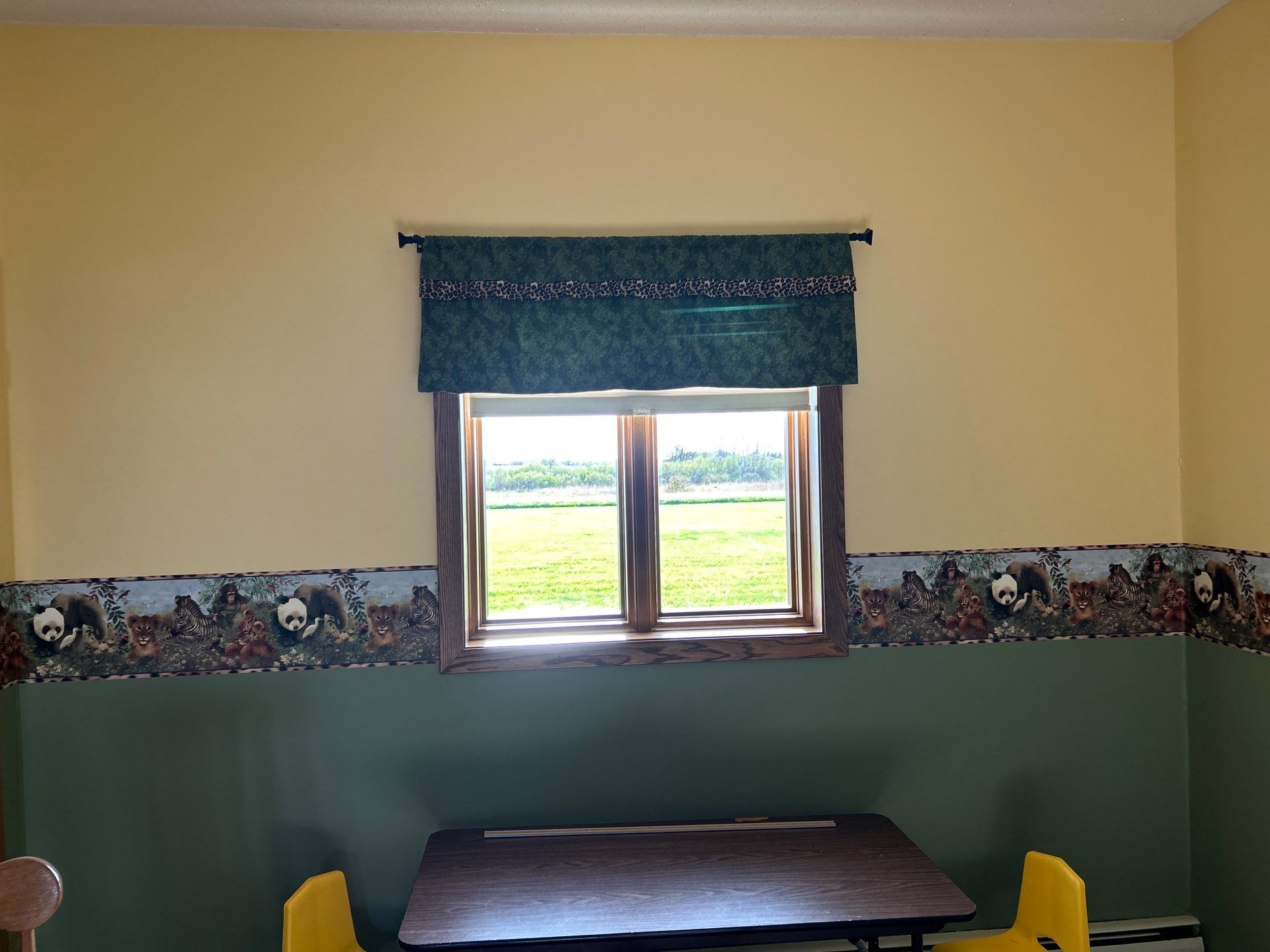 Window replacement using Pella Lifestyle wood/Aluminum window by United Windows and Siding LLC